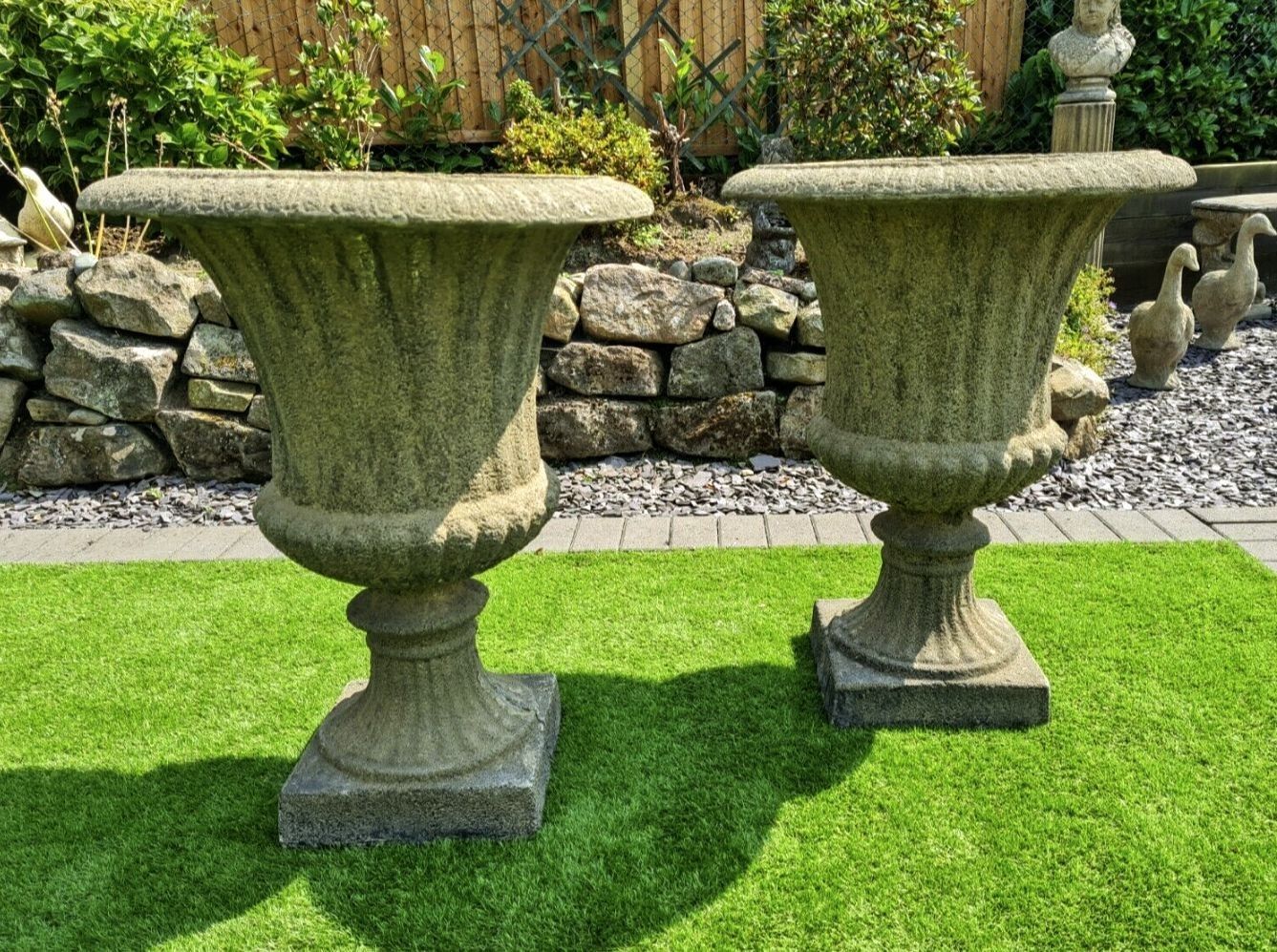 Vintage Style Pair Heathfield Urns English Stone Urns Delivery Available 0081