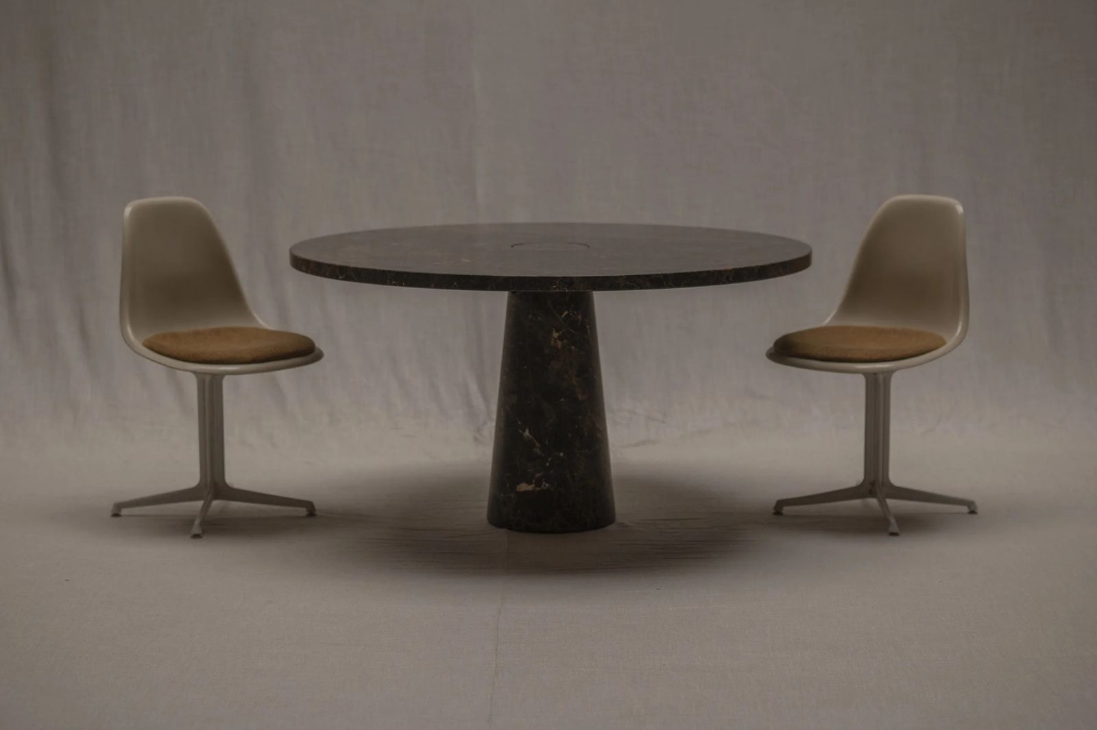 12950.0 On Hold   ‘Eros’ Marble Dining Table By Angelo Mangiarotti For Skipper, Italy 1971 photo