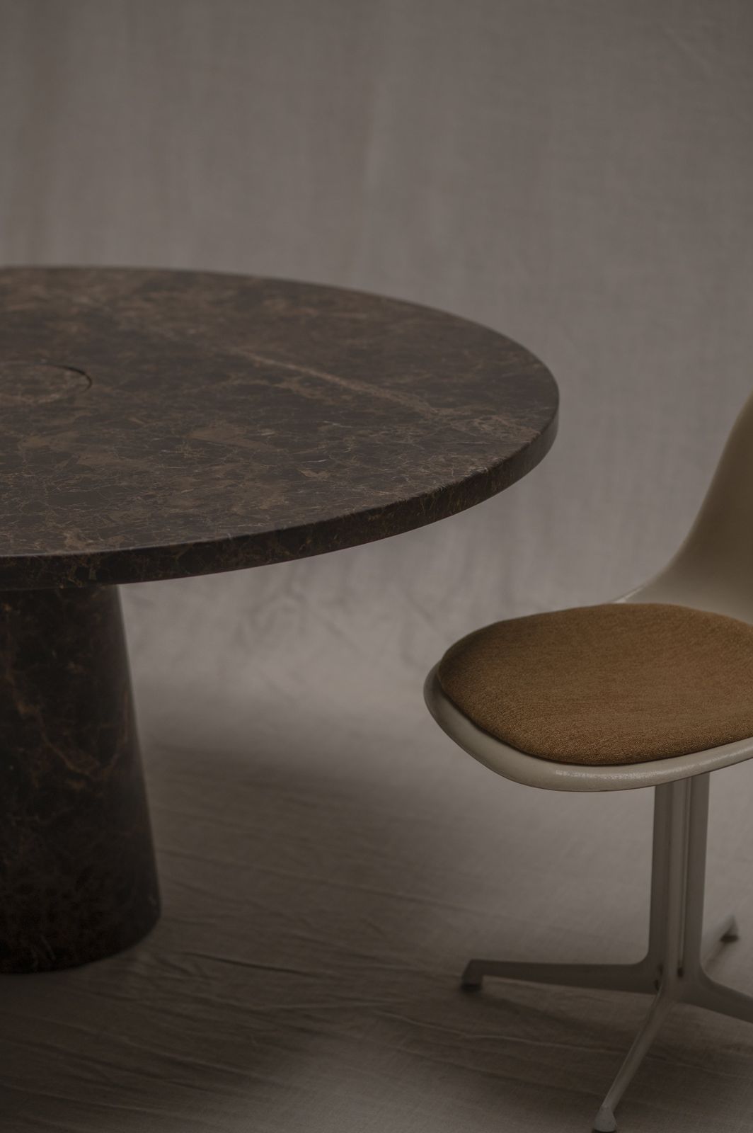 photo vinterior On Hold   ‘Eros’ Marble Dining Table By Angelo Mangiarotti For Skipper, Italy 1971