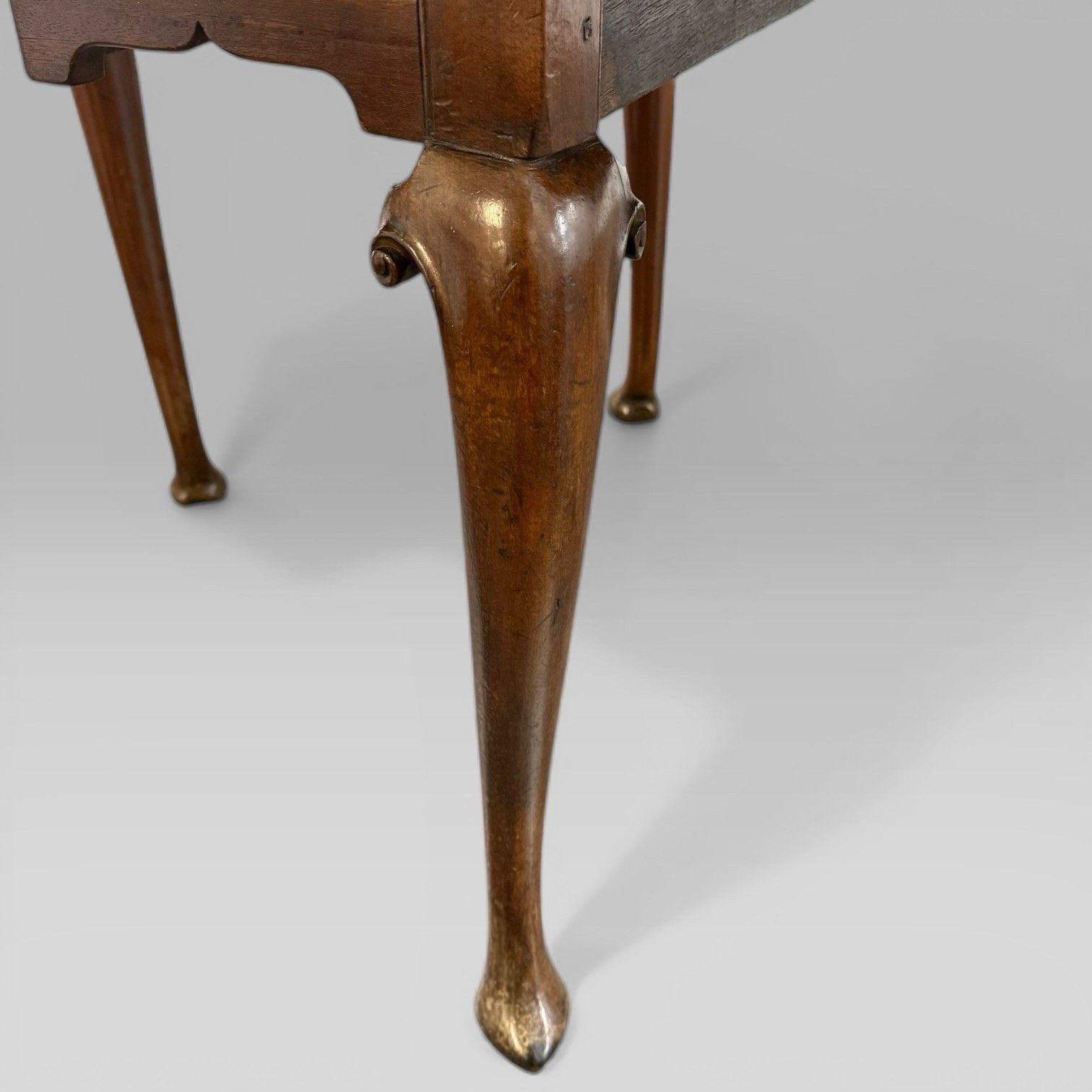 photo vinterior Antique George II Mahogany Oval Drop Leaf Dining Table (Georgian)