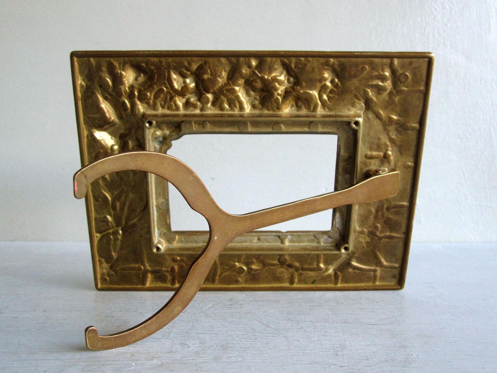 photo furniture Art Nouveau Style Brass Picture Photo Frame