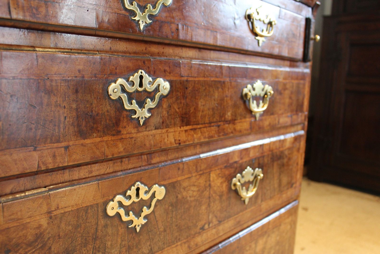 photo buy Bureau Outstanding George II Walnut C1740