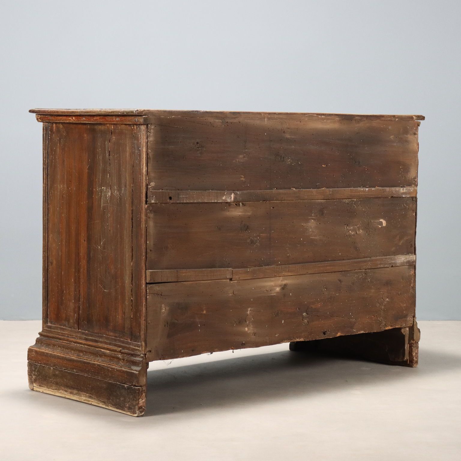 photo for sale Chest Of Drawers Baroque Walnut 3 Drawers XVIII Century