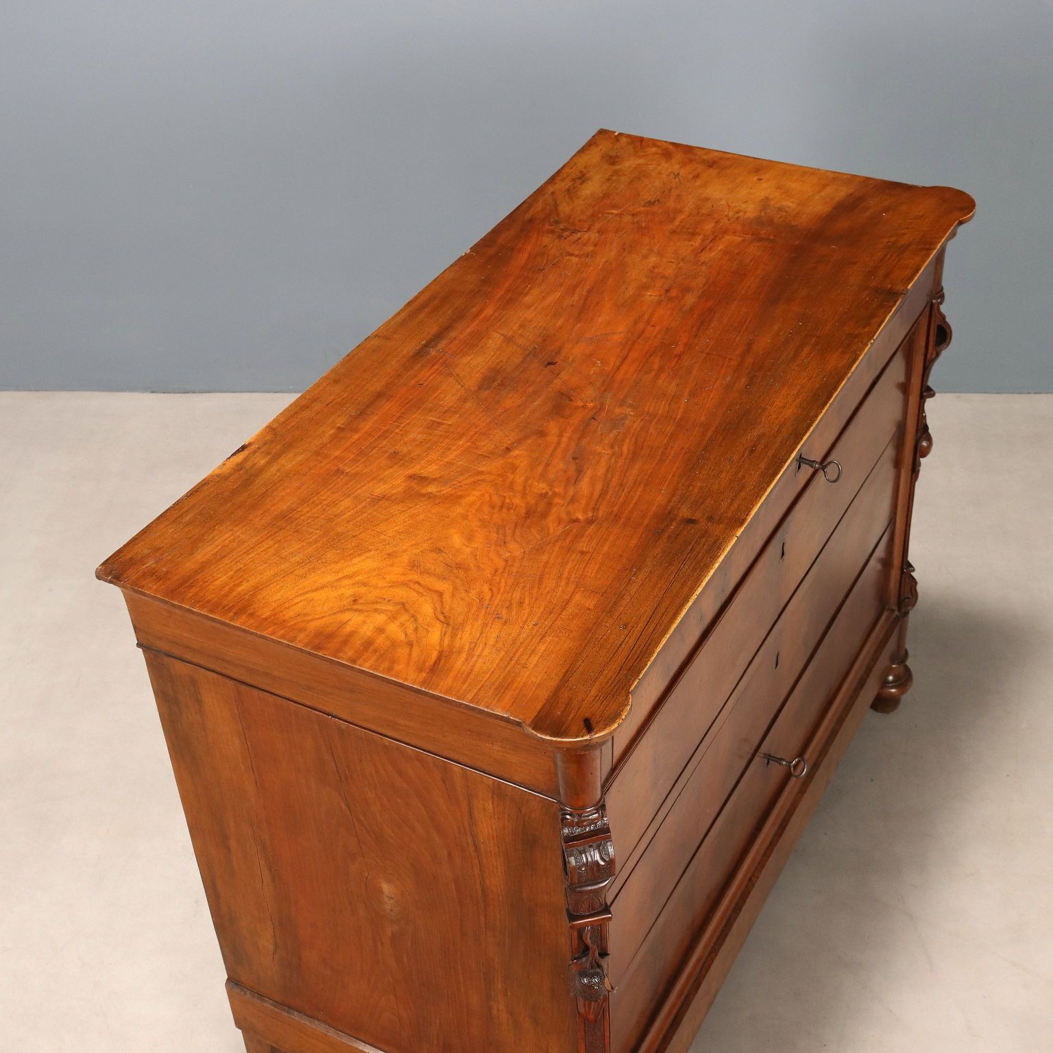 photo furniture Cassettone Carlo X In Mogano