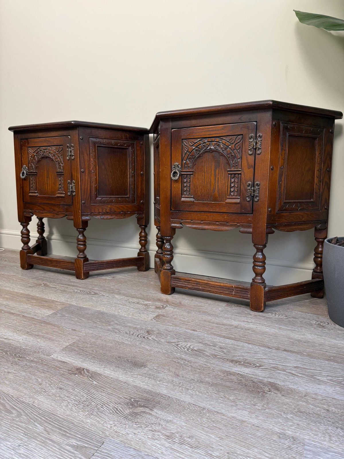 photo for sale Pair Of Old Charm Bedside Cabinet Bedroom Tables Storage Lamp Table Vintage