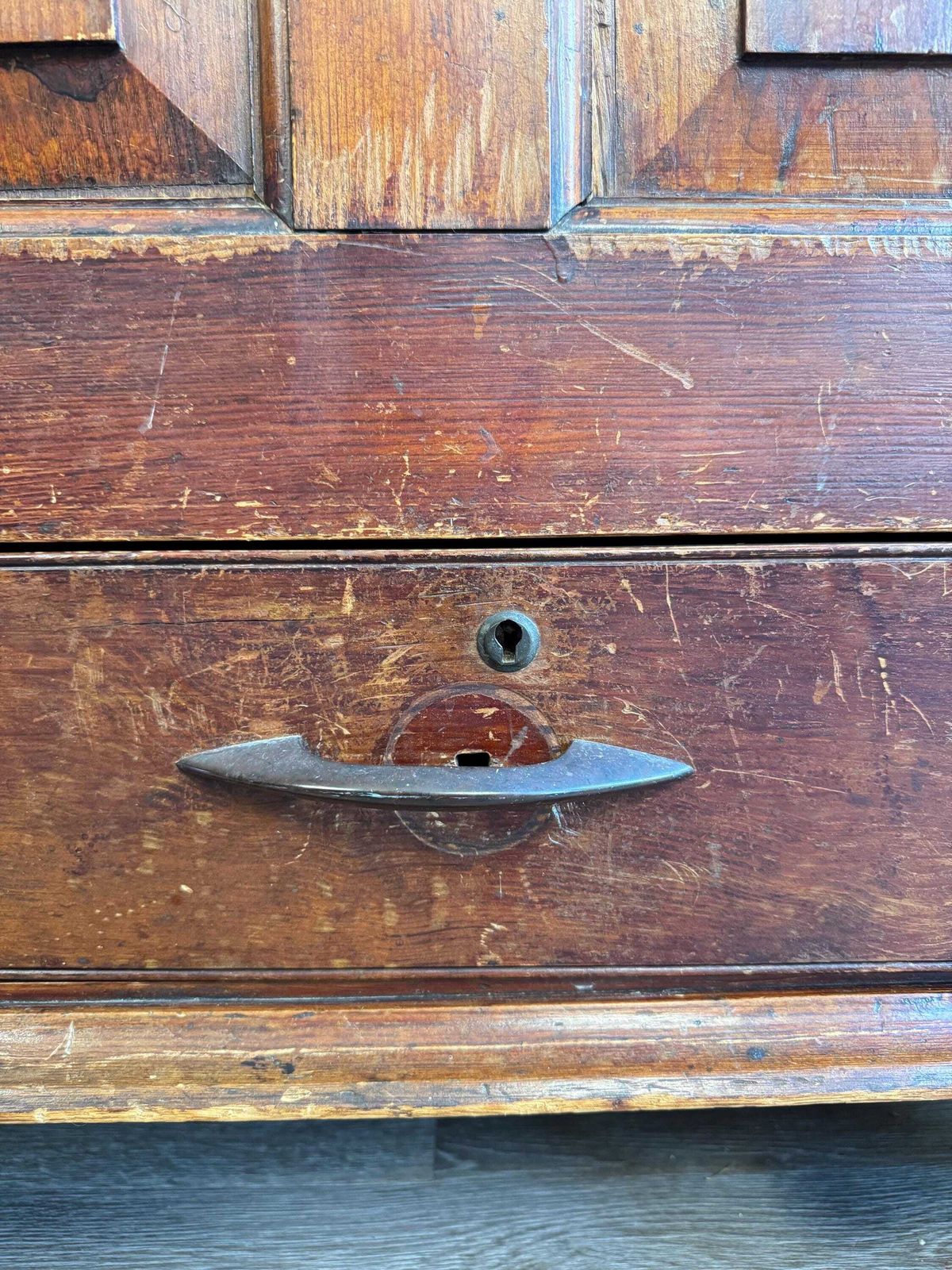photo furniture Extra Large 19th Century Antique Oak Dark Wood Blanket Box Chest Coffer With Key Rustic Farmhouse