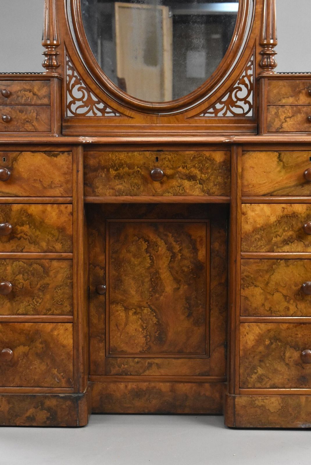 Victorian Burr Walnut Dressing Table photo Furniture