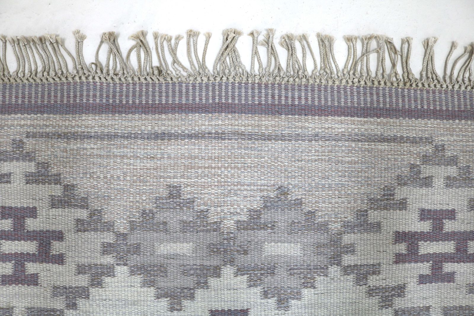 Vintage Swedish Kilim Rug, 200 × 136 Cm (Circa 1950s–1960s) photo 980.0