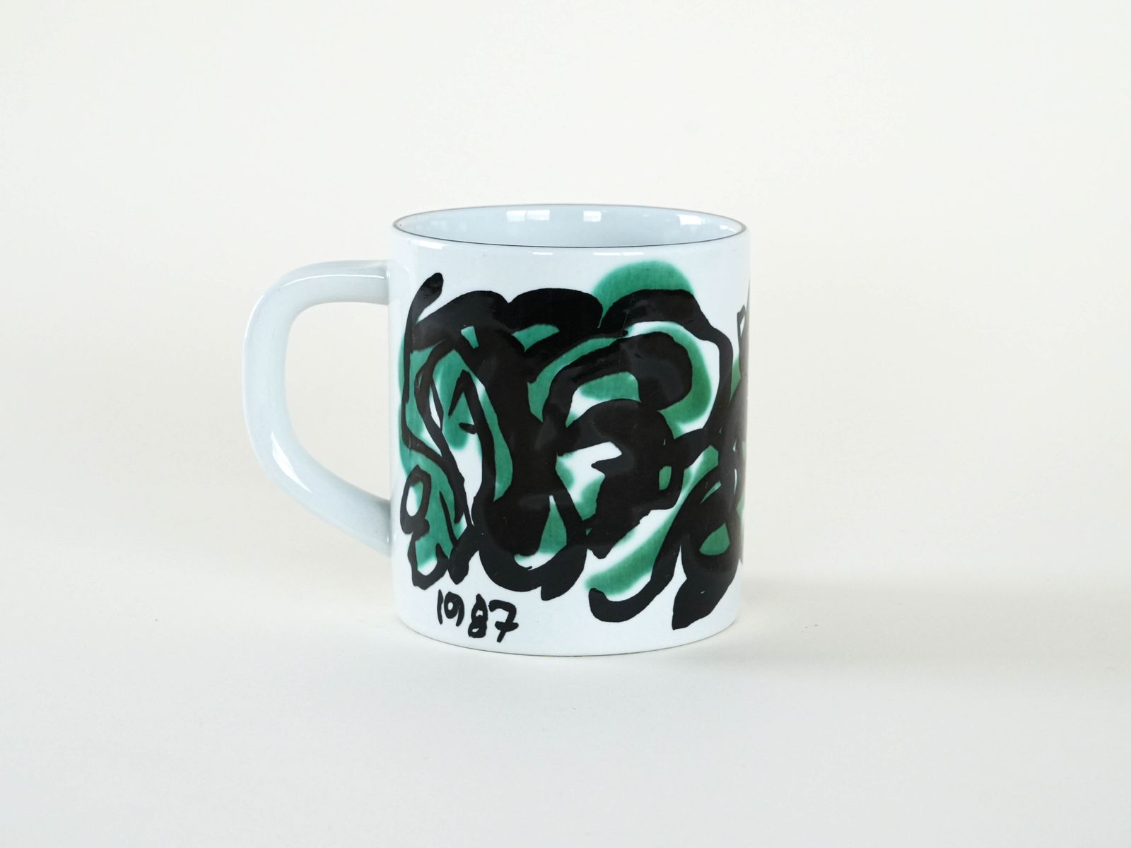 Porcelain Mug, Danish Design, 1987, Designer: Mogens Andersen, Manufacturer: Royal Copenhagen photo for sale