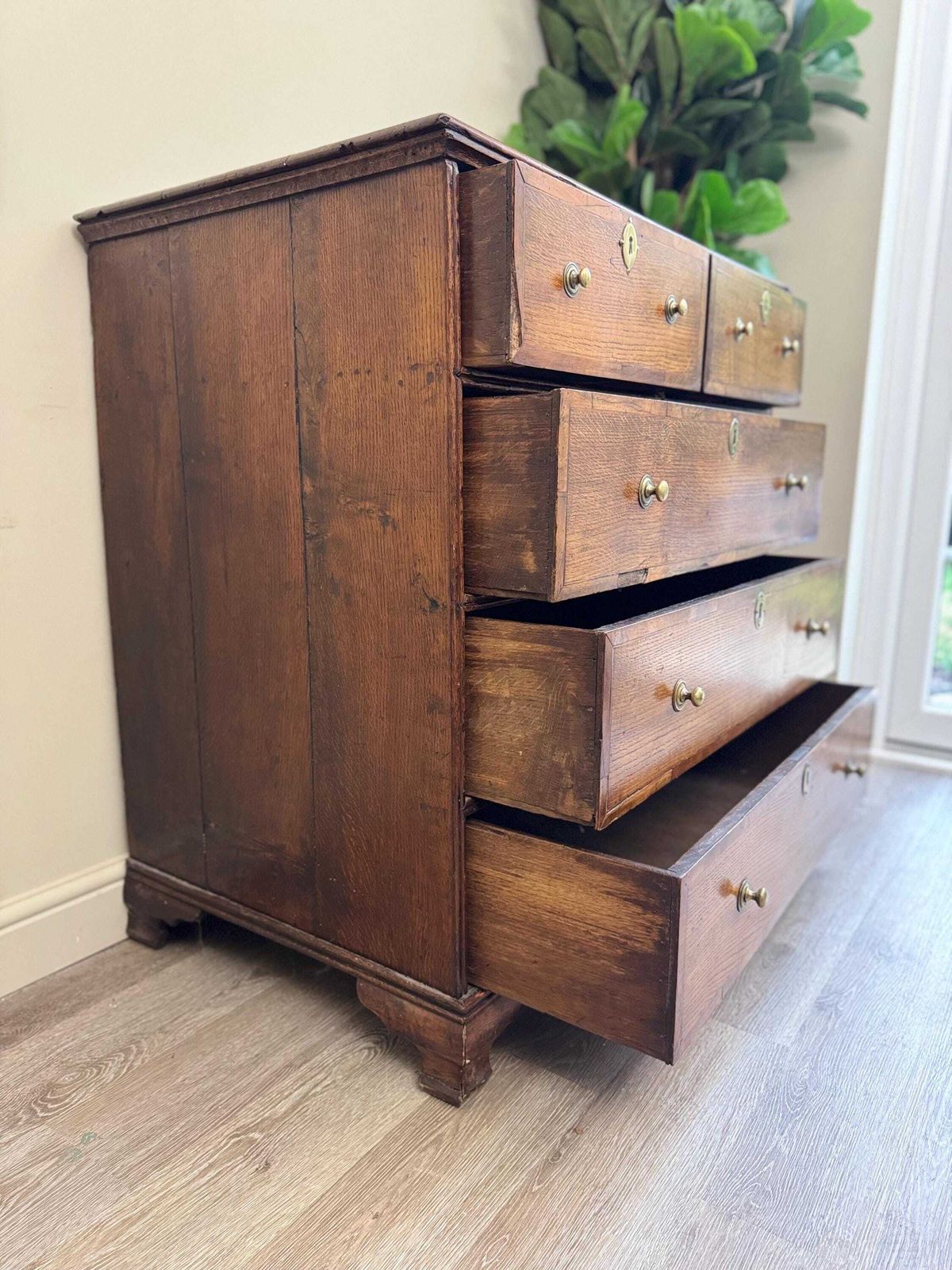 Antique Georgian Chest Of Drawers: Solid Wood Inlay, Metal Handles photo Furniture