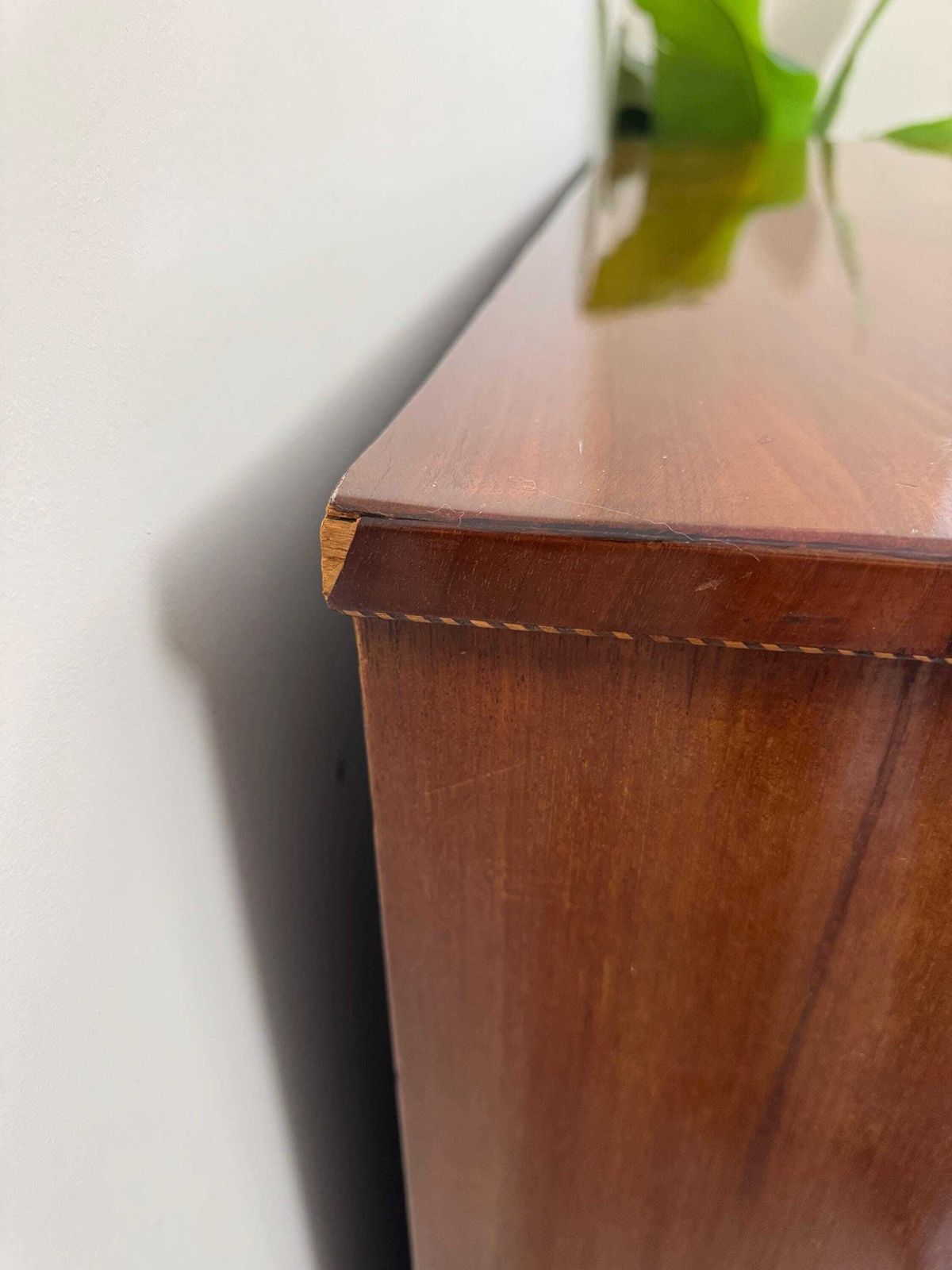 photo furniture Antique Georgian Bow Fronted Solid Wood Extra Large Chest Of Drawers