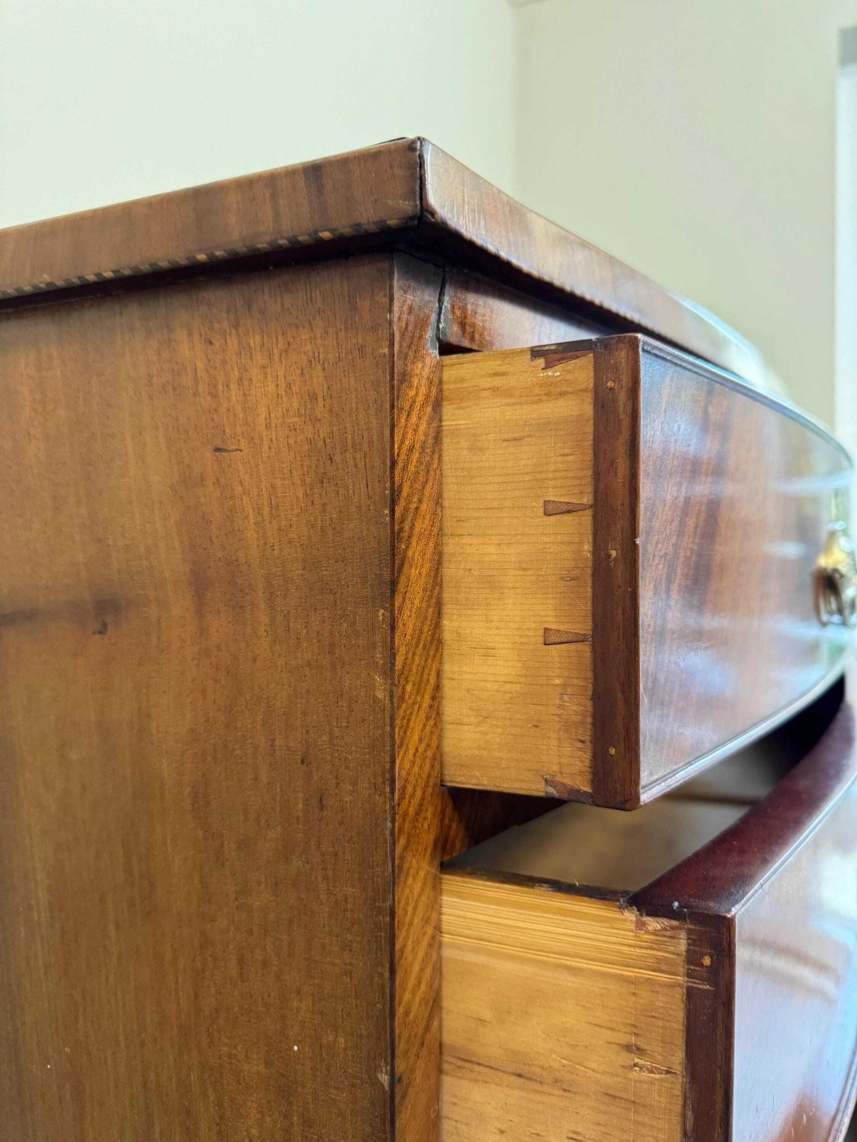 photo vinterior Antique Georgian Bow Fronted Solid Wood Extra Large Chest Of Drawers