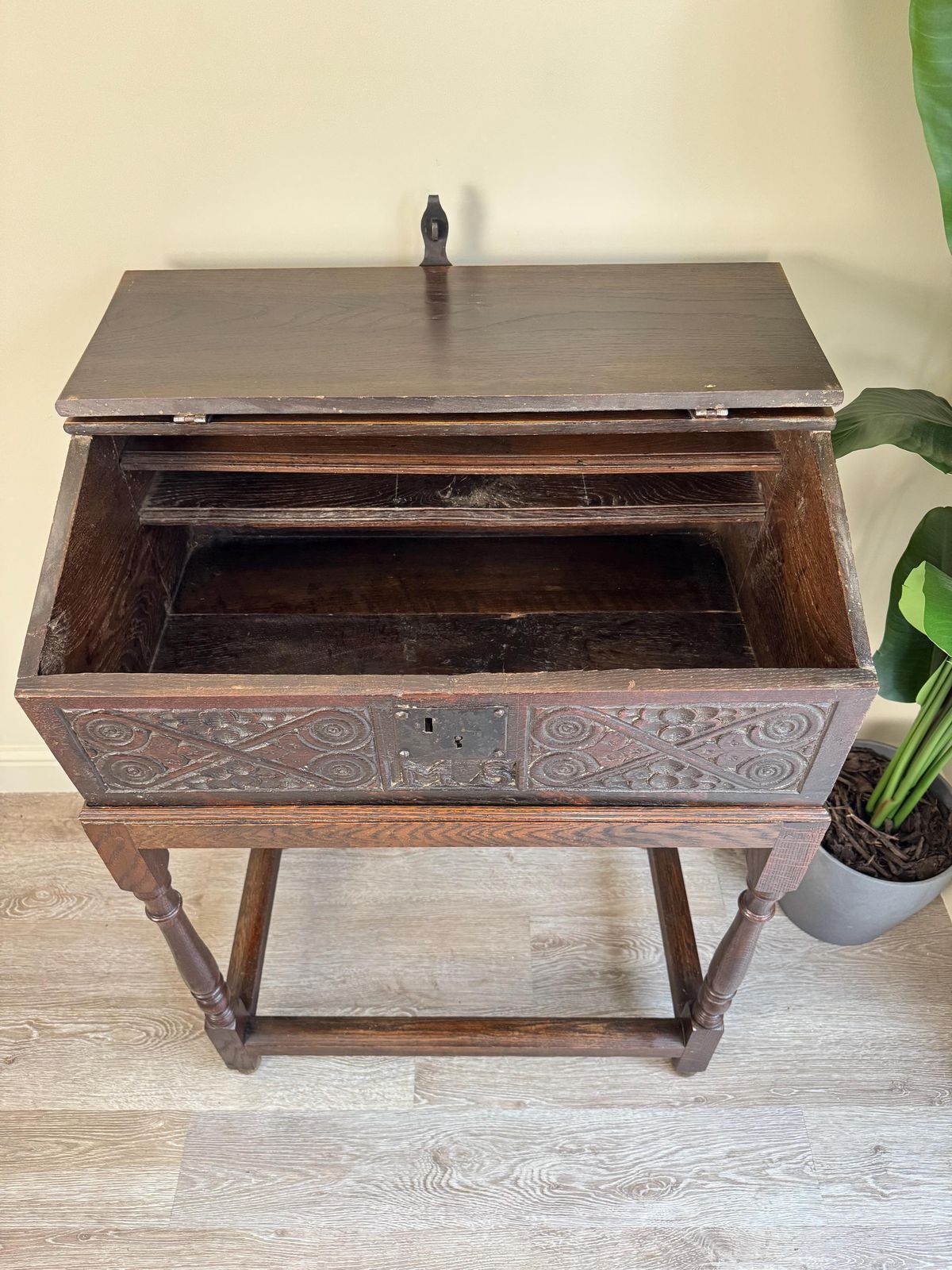 Antique Carved Oak Bible Box On Stand – Circa Early 18th Century Storage Chest photo 550.0