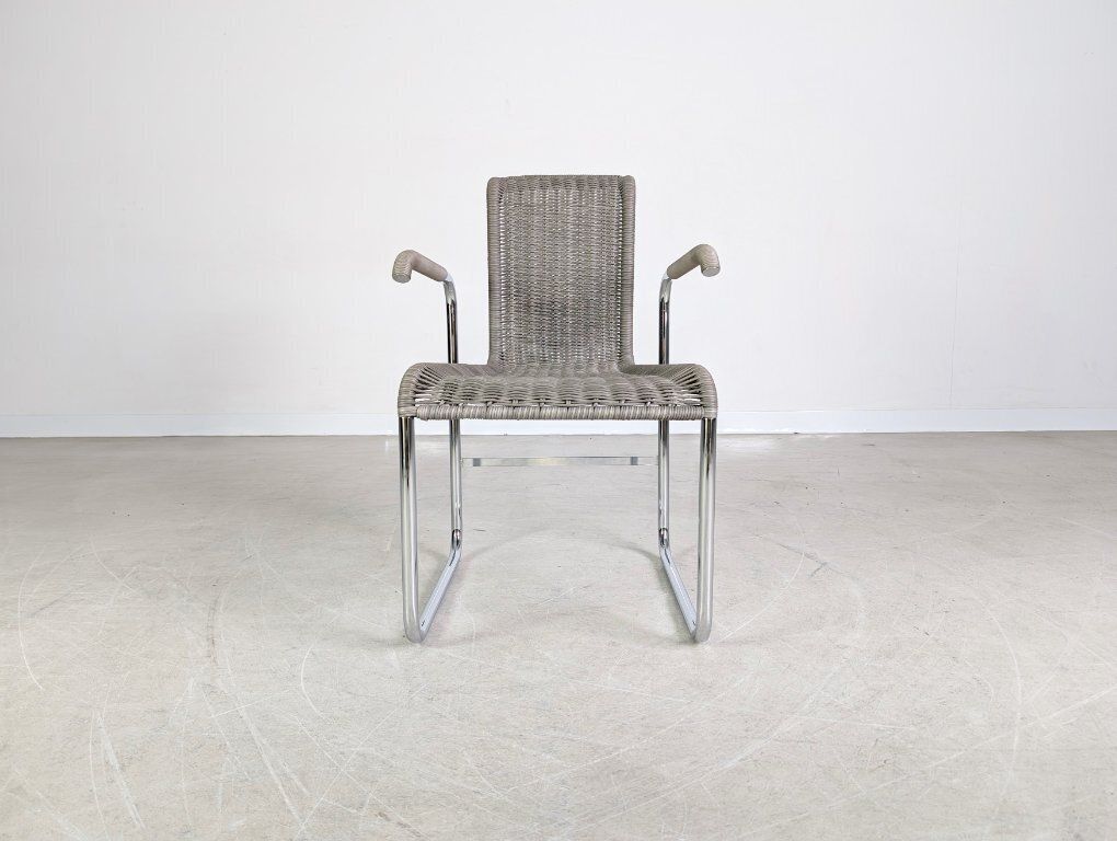 Original Tecta D26e Chair, Woven Grey, Cantilever Chair With Armrests photo for sale