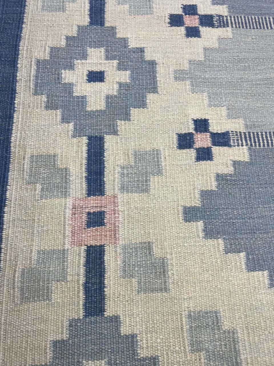 Vintage Swedish Kilim Rug, 240 × 166 Cm (Circa 1950s–1960s) photo vintage