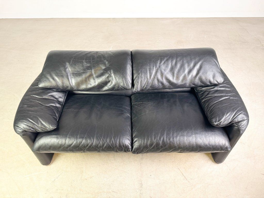 Cassina Maralunga Two Seater Sofa Couch Vico Magistretti Leather photo Furniture