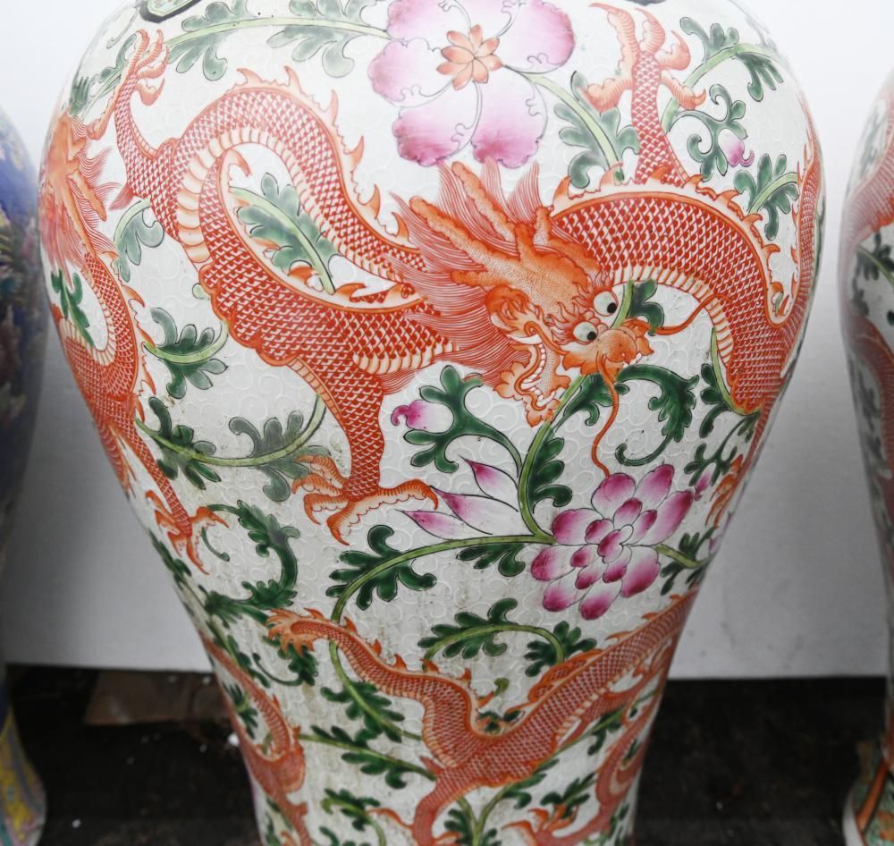 Chinese Qianlong Porcelain Lidded Dragon Vases Urns Pottery Ginger Jars photo vinterior