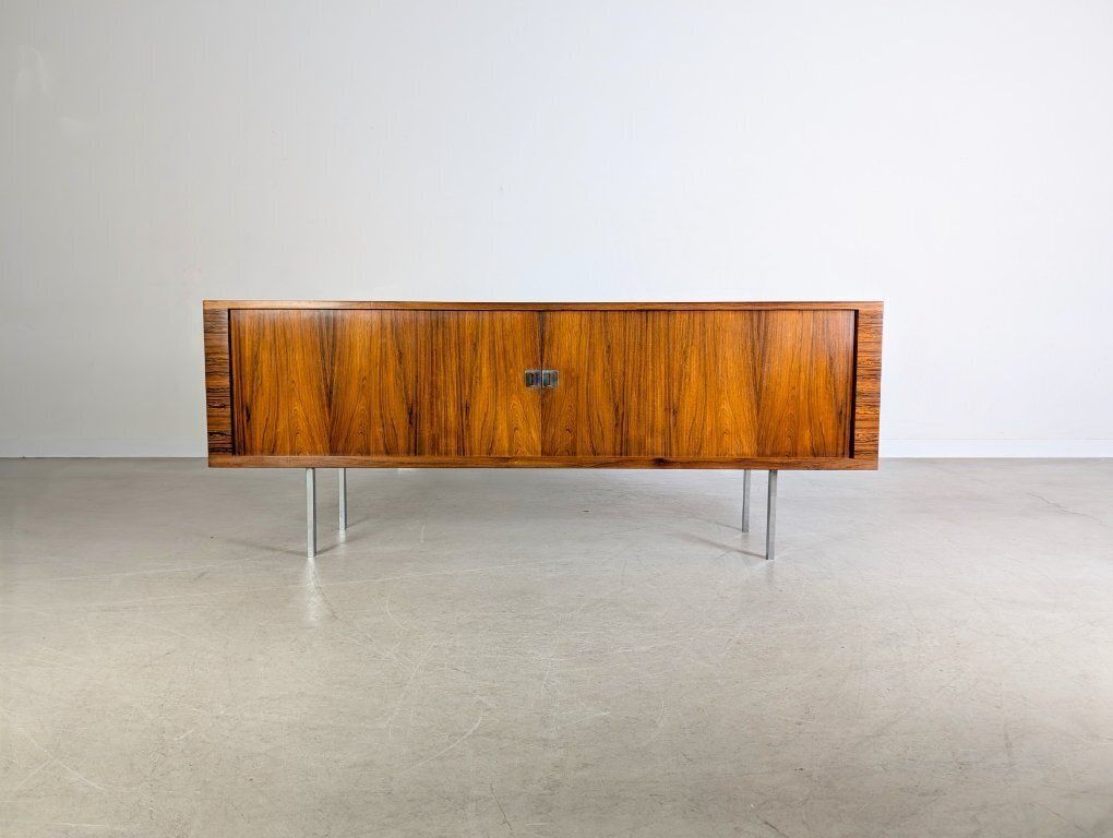 Hans J. Wegner Rosewood Sideboard Ry 25 Møbler President 1960 photo for sale
