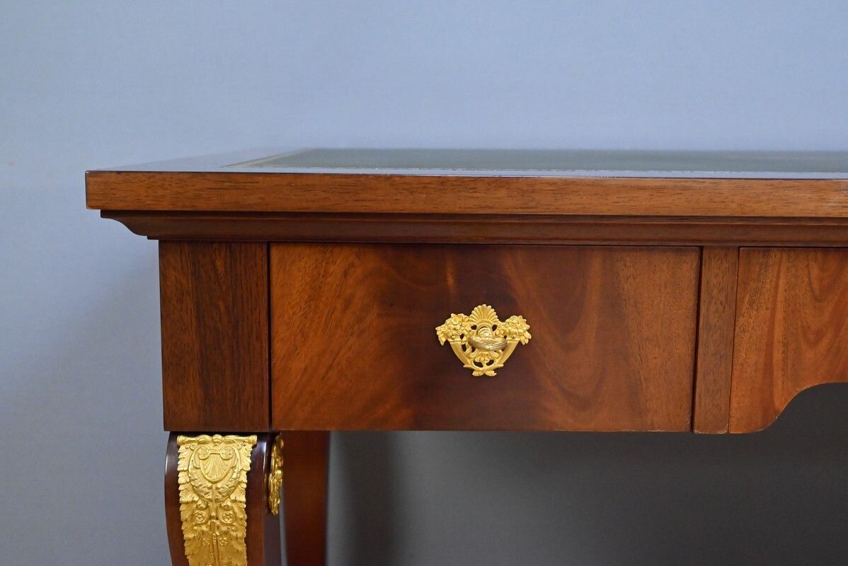 2510.0 Mahogany Desk, Egyptian Revival Style – 20th Century photo
