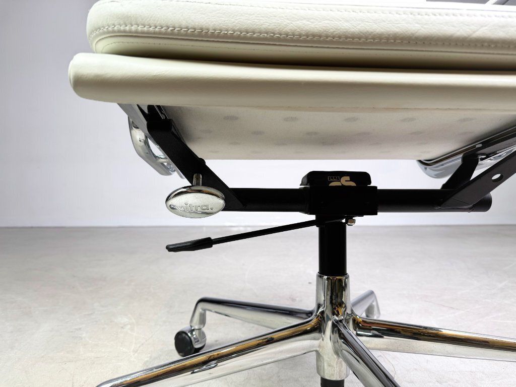 photo for sale Original Vitra Ea 217 Office Chair Charles Eames Leather White Executive Chair