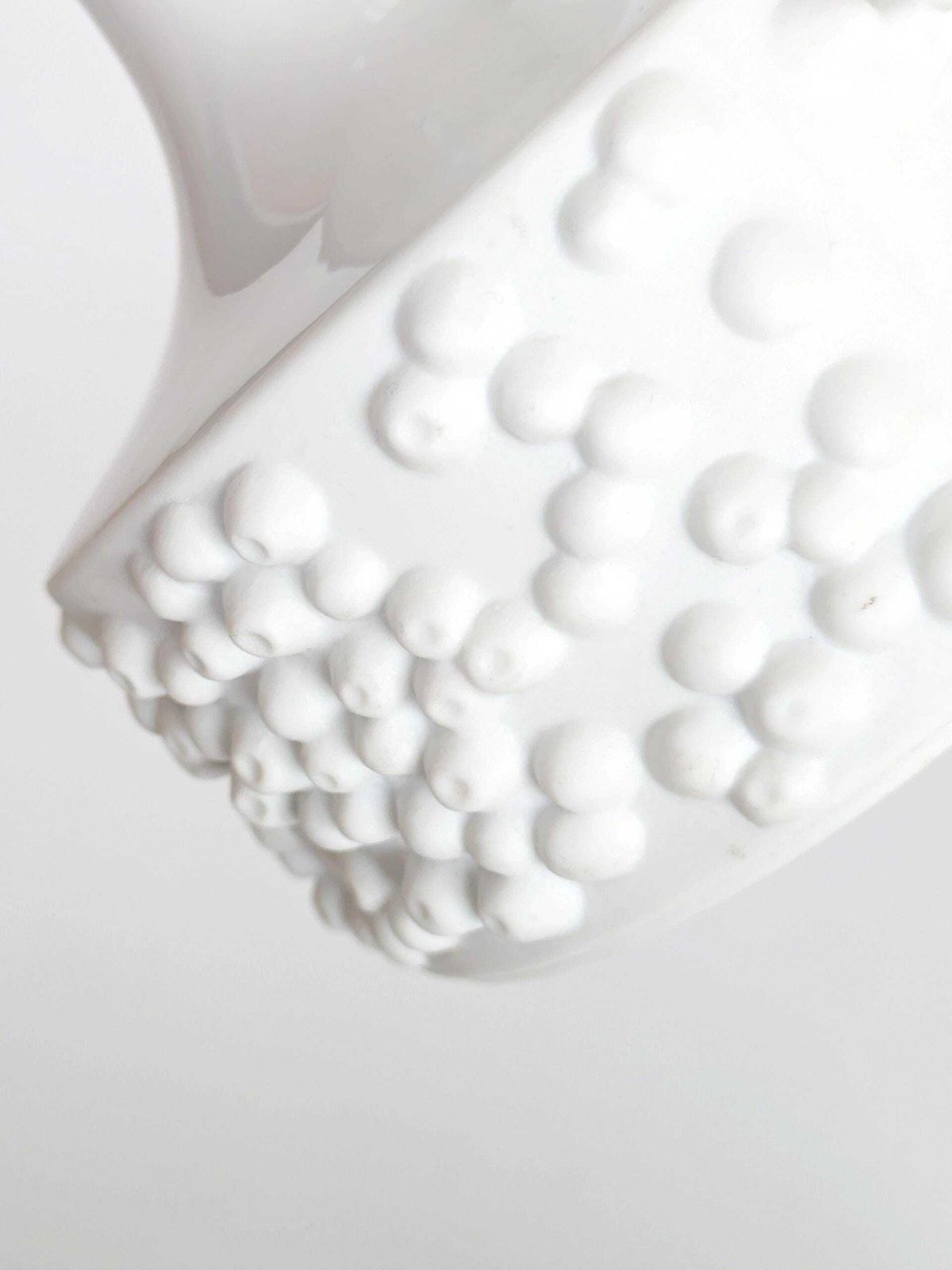 photo vinterior Midcentury German Biscuit Porcelain Vase By Konigl. Pr. Teitau, Space Age Bubble Design