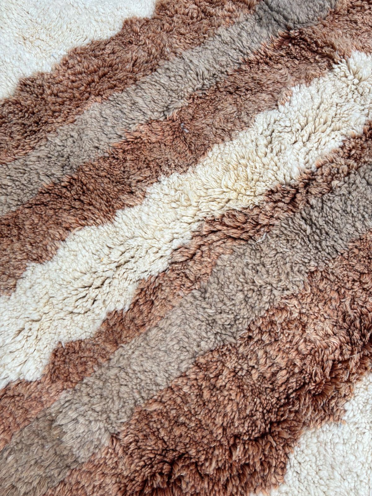 photo furniture Moroccan Mrirt Rug Handmade Wool 230x300 Cm – Modern Berber Rug – Cream Orange Yellow Area Rug – Contemporary Decor
