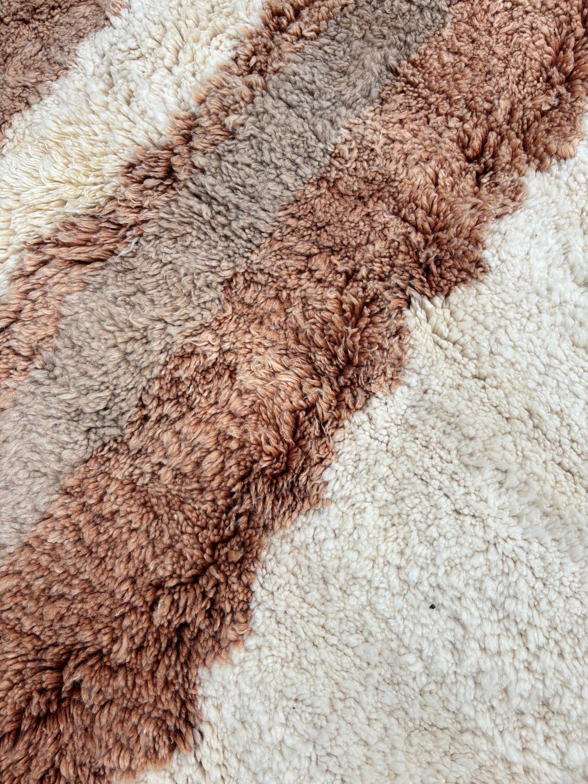 photo for sale Moroccan Mrirt Rug Handmade Wool 230x300 Cm – Modern Berber Rug – Cream Orange Yellow Area Rug – Contemporary Decor