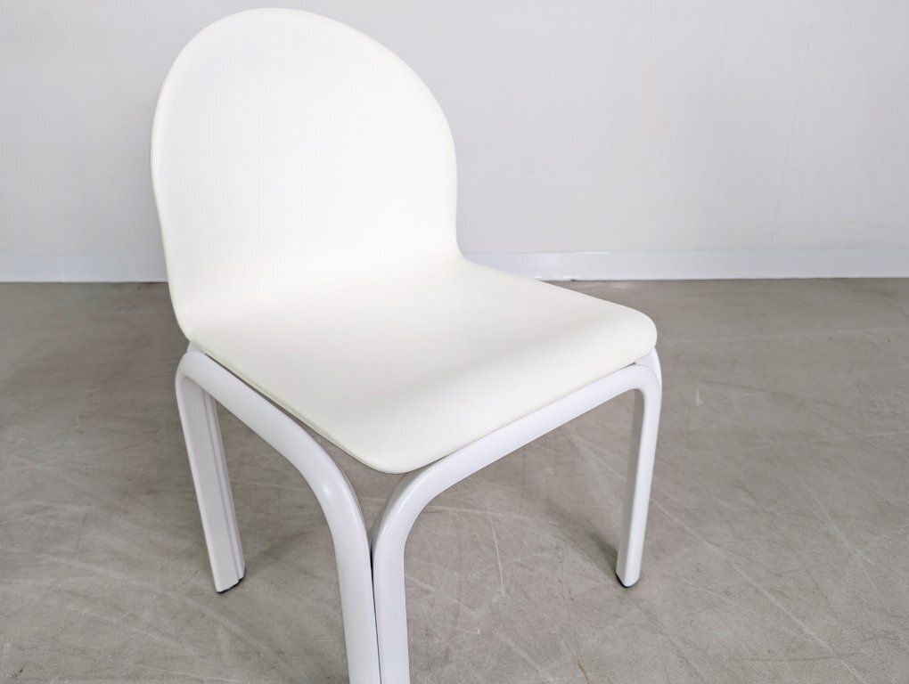 photo furniture Original 4 Piece Set Knoll Orsay Chairs Gae Aulenti Chair Leather Design