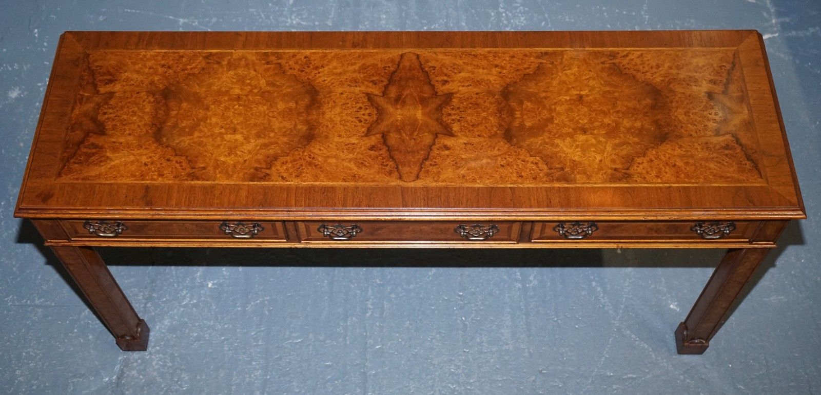 photo furniture Georgian Style Brights Of Nettlebed London Burr Walnut Console Table