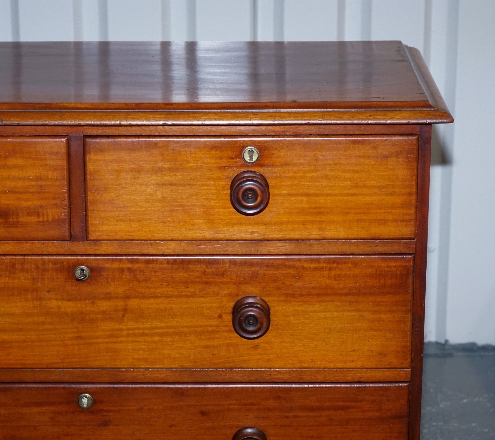Large Early Victorian Chest Of Drawers With Original Knobs And Locks photo 975.0