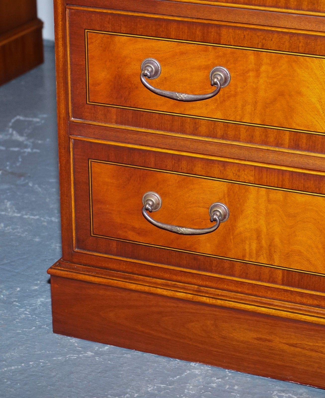 Pair Of Large Edwardian Style Chest Of Drawers Made By Paul Smith Brighton (2/3) photo vintage