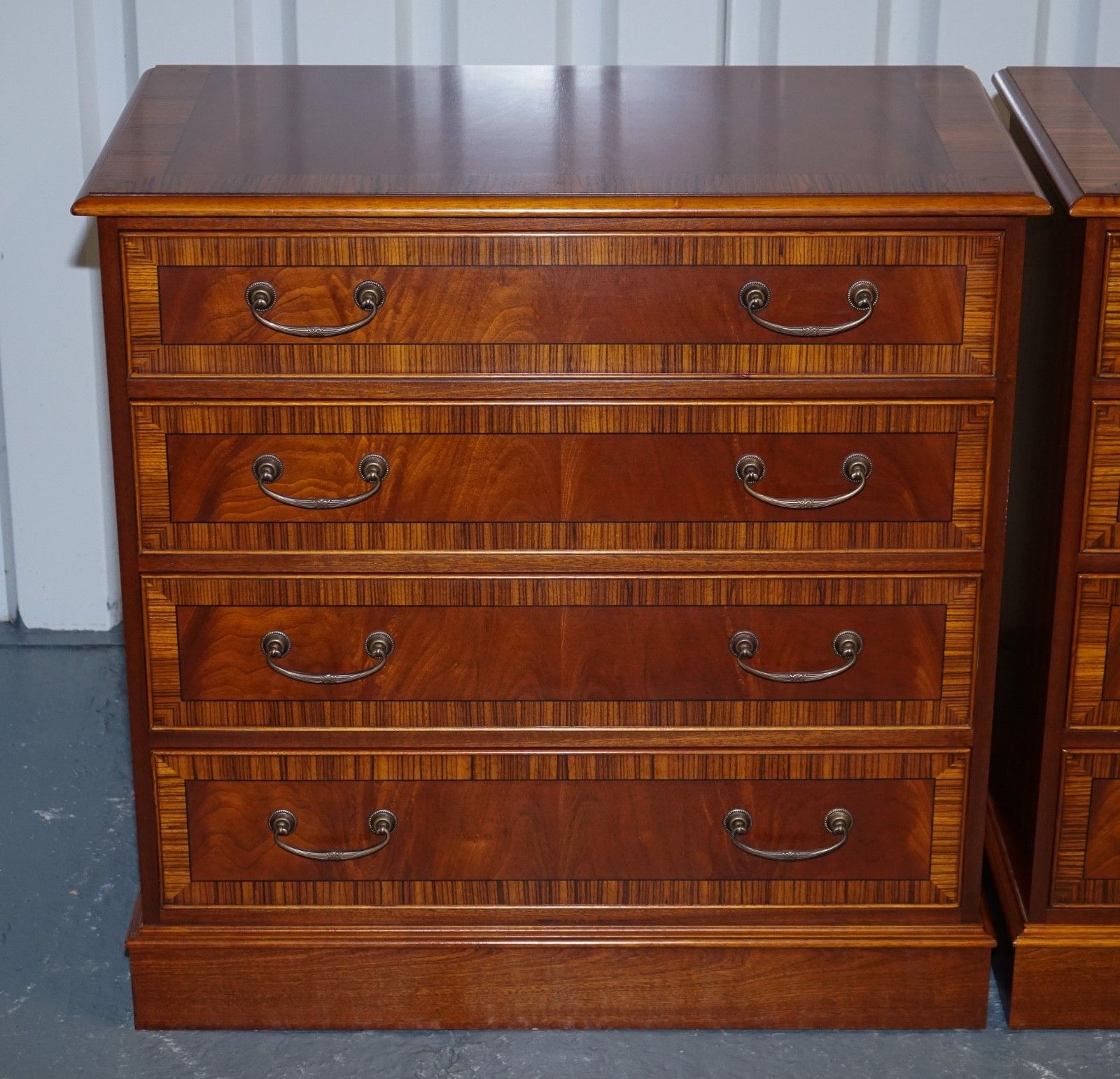 Pair Of Large Edwardian Style Chest Of Drawers Made By Paul Smith Brighton (1/3) photo vinterior