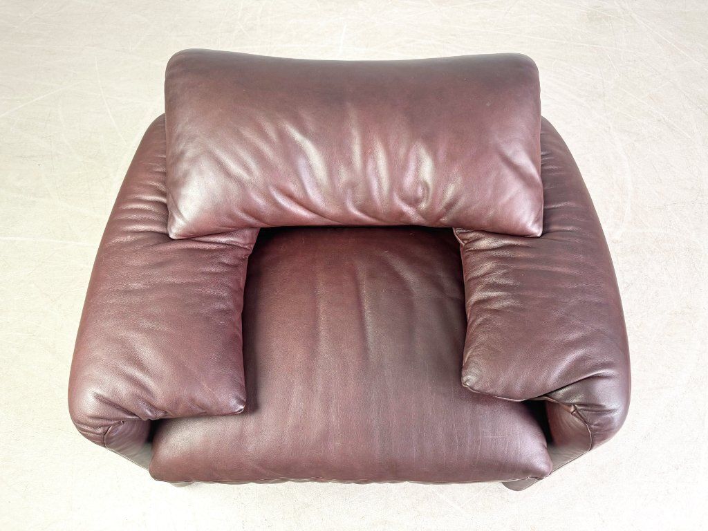 photo for sale 2x Cassina Maralunga Armchair + Ottoman Vico Magistretti Leather Brown