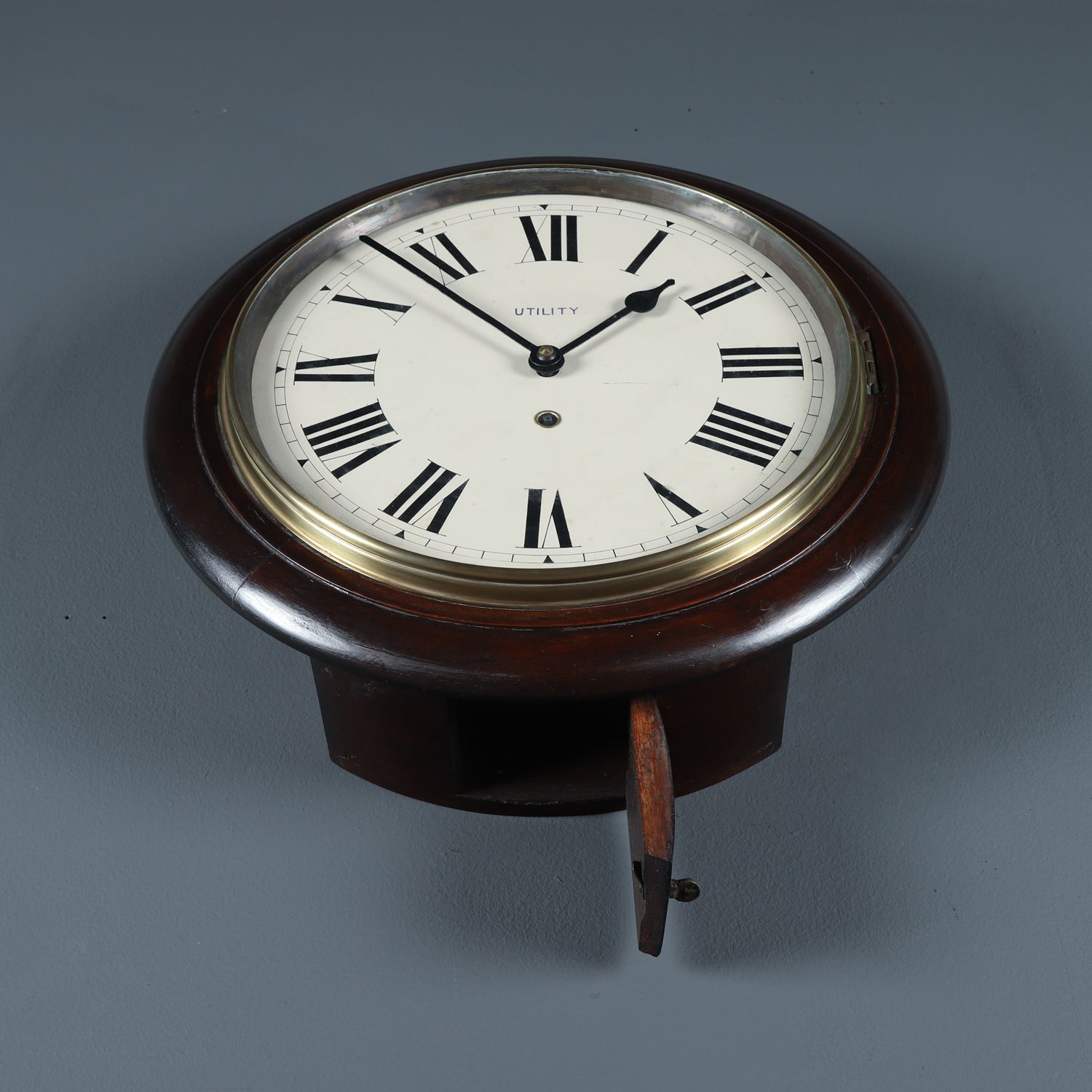 Home Decor Antique 15½" Mahogany Utility Railway Station / School Round Dial Wall Clock (Timepiece) photo