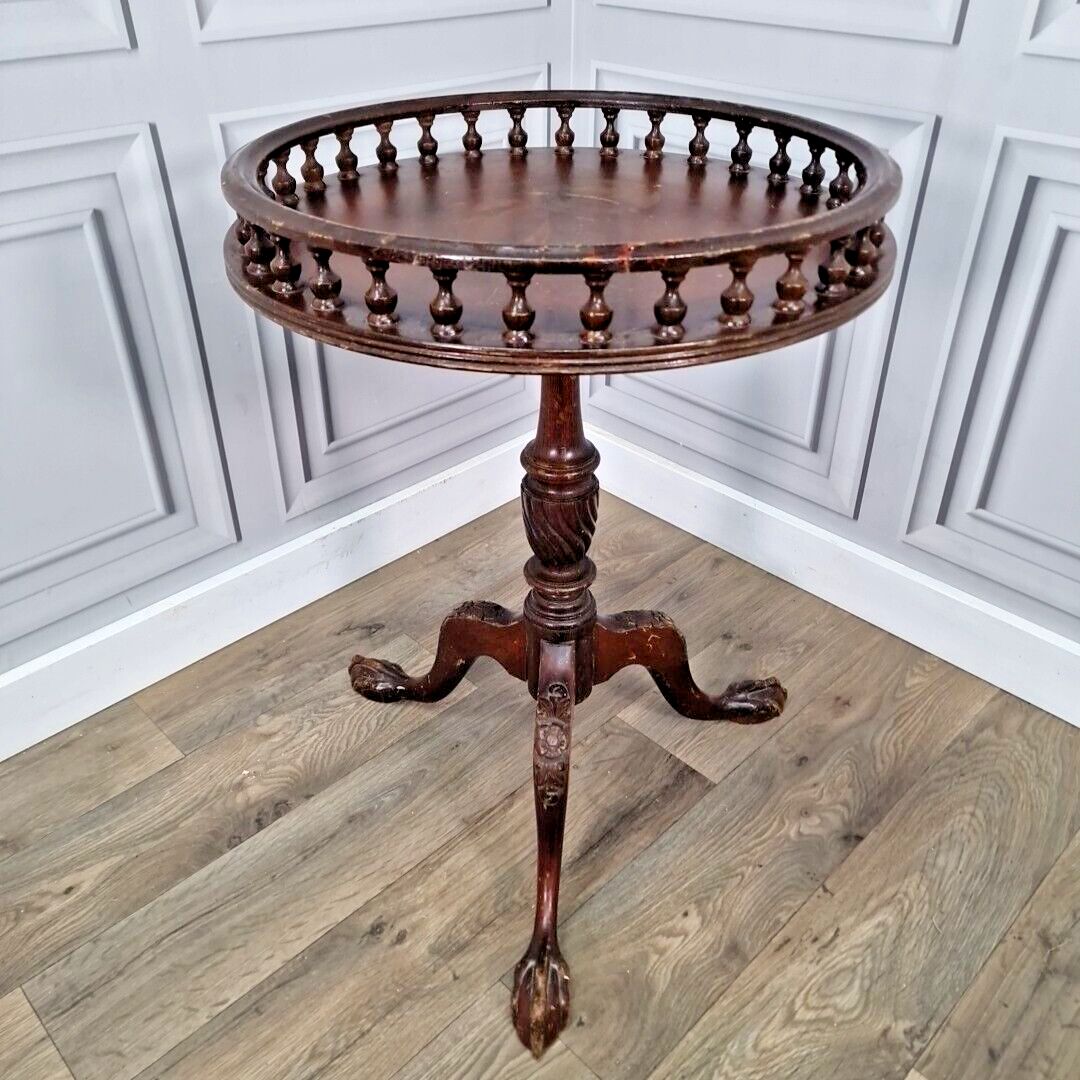 Antique Lamp Table Vintage Turned Wood Mahogany Side Wine Pedestal Plant Stand