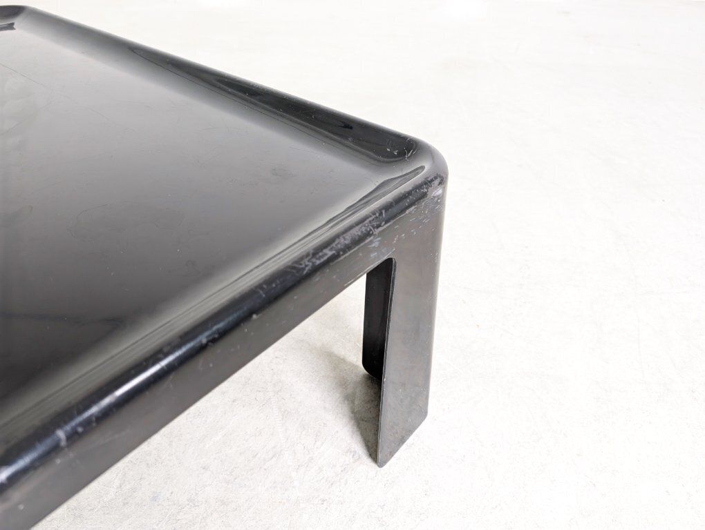 photo furniture Original Midcentury Coffee Table C&B Italia Mario Bellini Design Black
