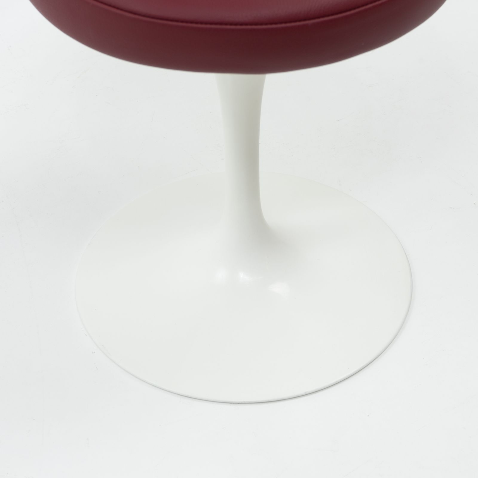 Tulip Stool By Saarinen/Knoll For The Rolex Geneva Headquarters photo vintage