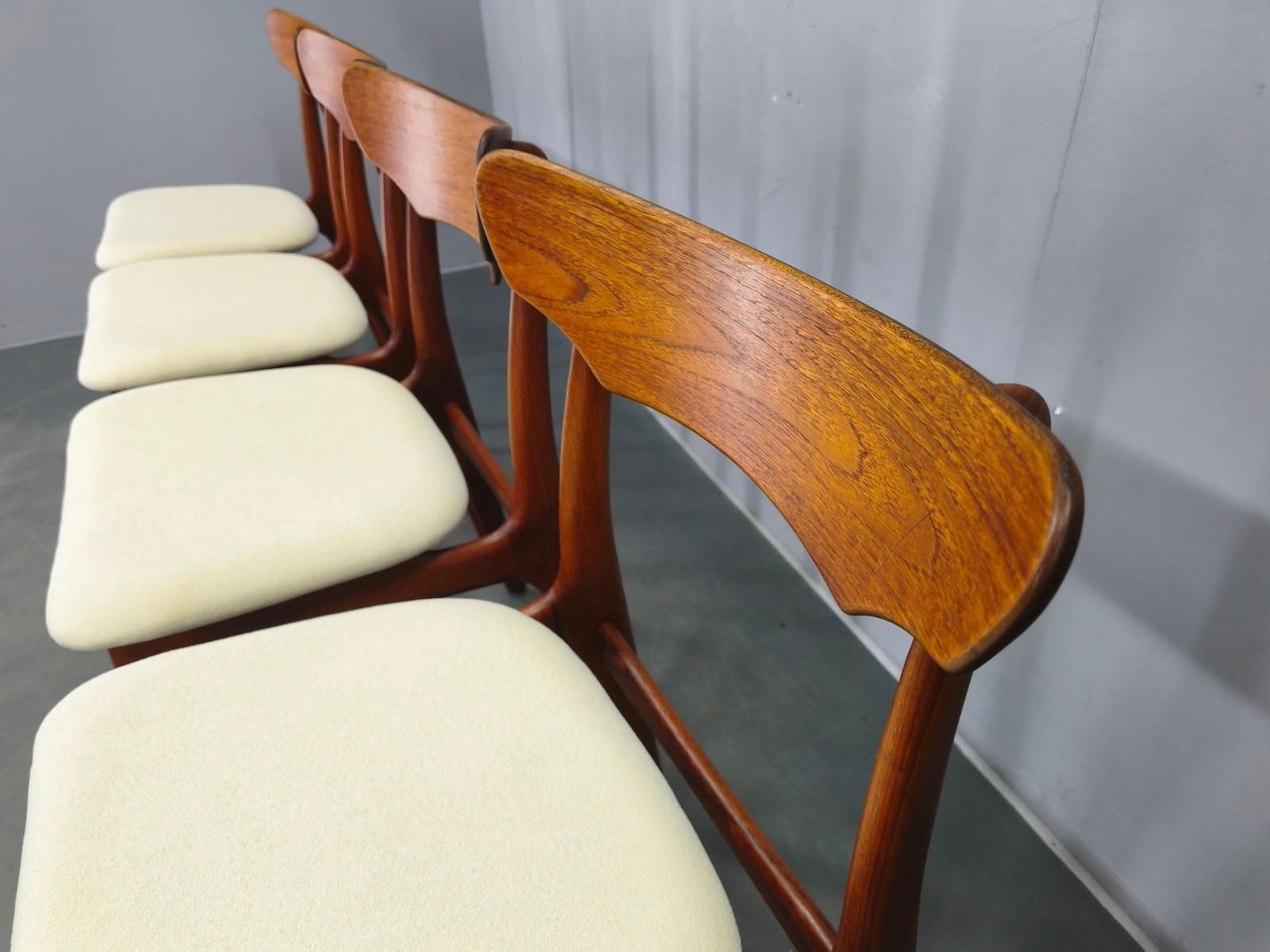 photo furniture Set Of 4 Danish Teak Dining Chairs By Schionning & Elgaard, 1960s