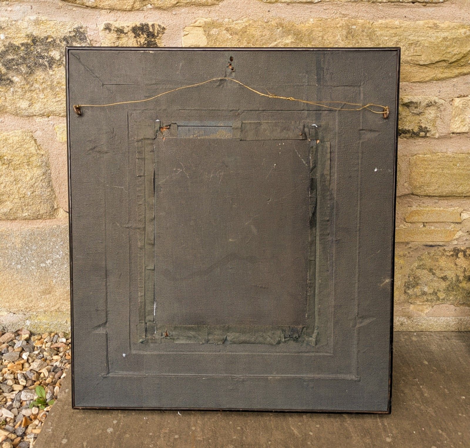 Rare Victorian Oval Gilt Frame Deep Glazed Box Ebony Velvet Mount  (I) photo vinterior