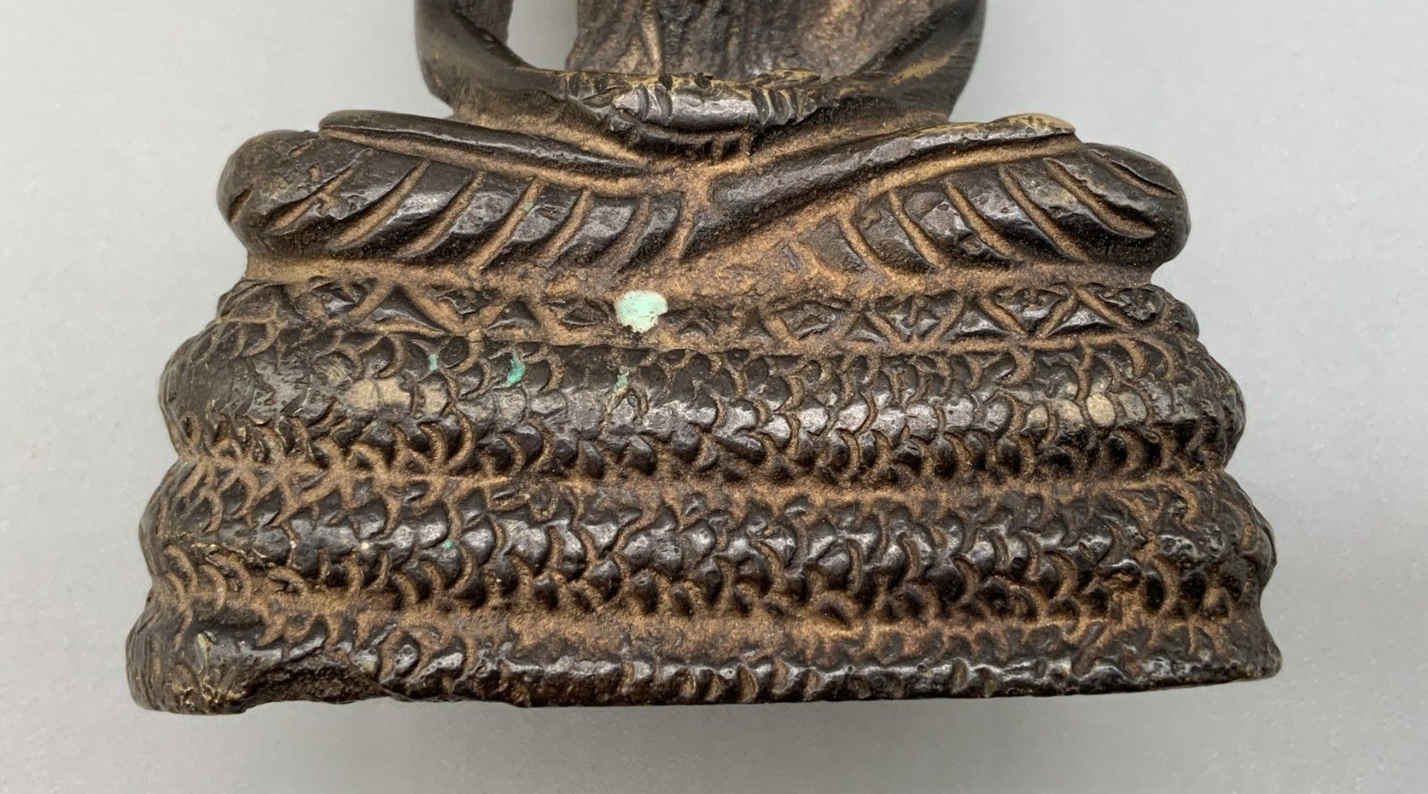 photo vinterior Antique Bronze Buddha Naga King, Mucalinda Sculpture Figurine Statue Early 20thc