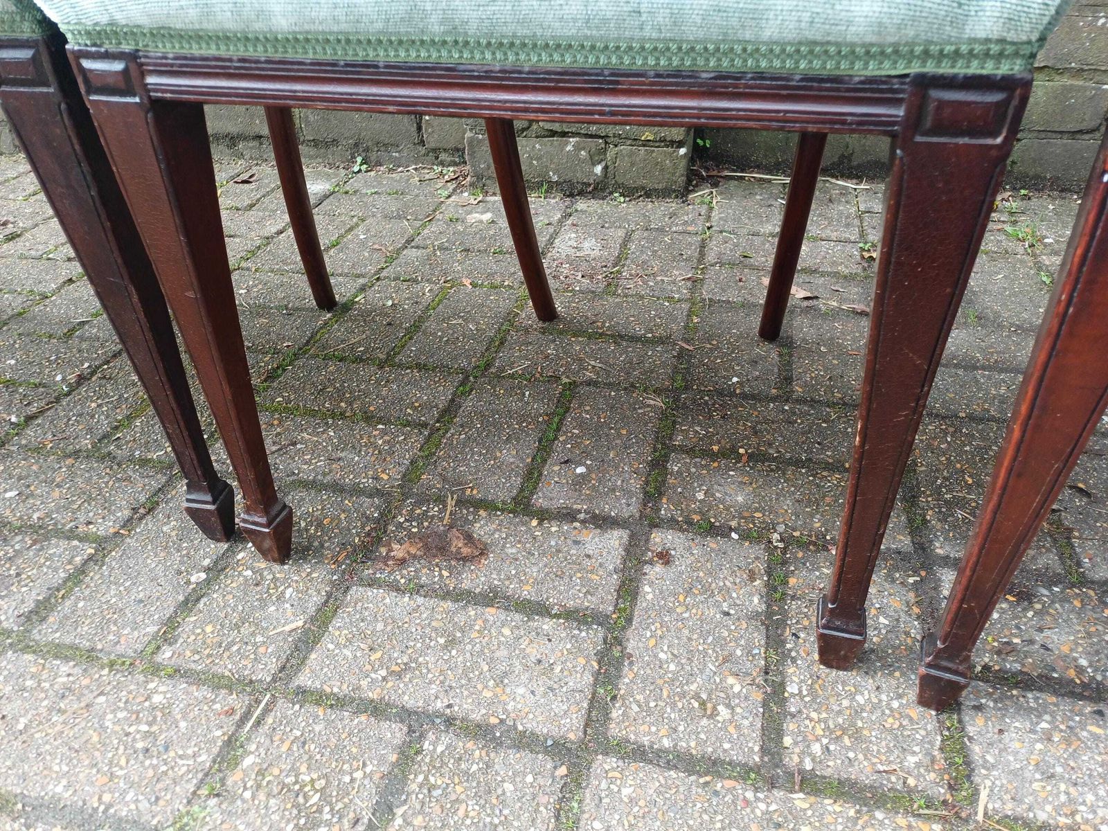 photo vinterior Antique Victorian Mahogany Rosewood Dining Chairs Set Of Four Carved High Back Upholstered Seats Fine Quality English Furniture