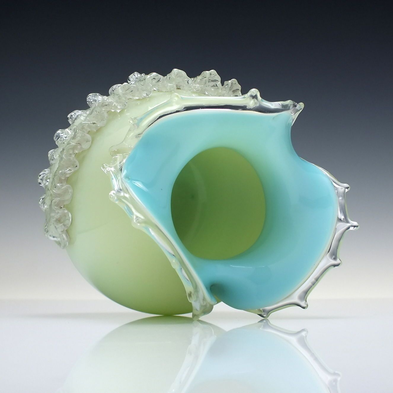 Victorian Uranium Custard Art Glass Vase With Applied Acanthus Leaf C1885. photo 125.0