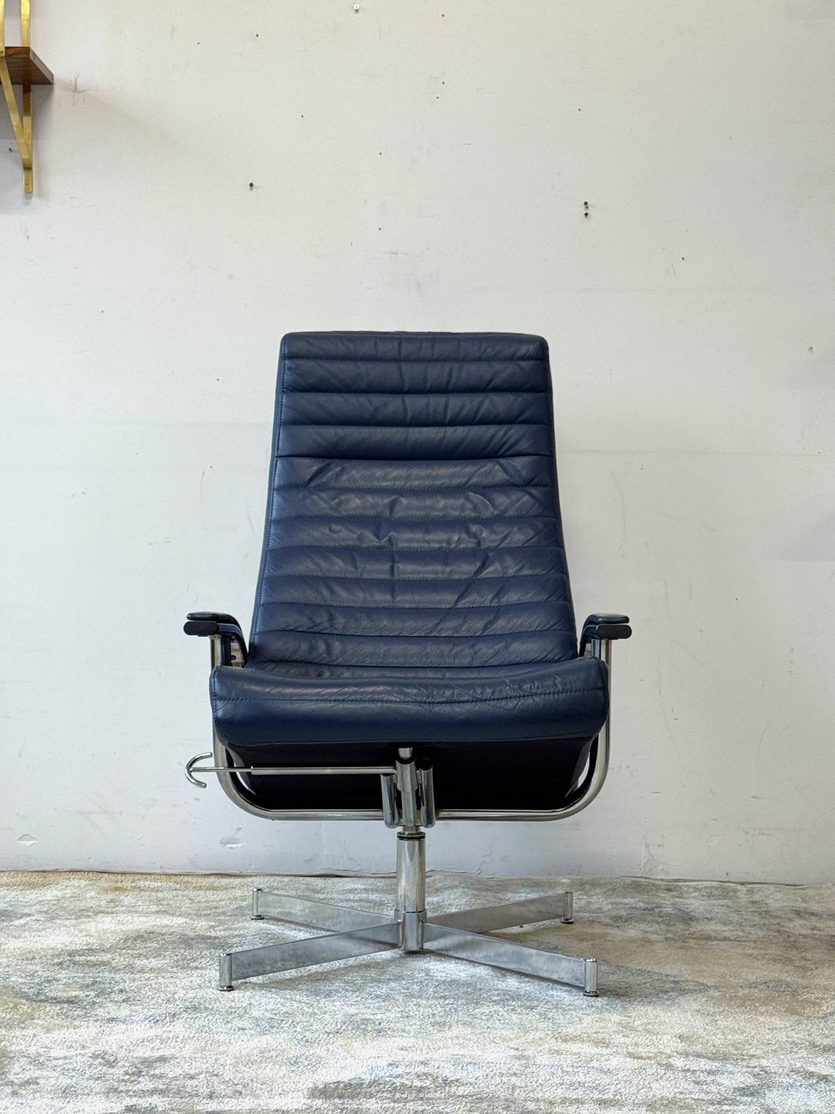 Swivel Lounge Chair  Bolia Denmark 1970  Mid Century  Vintage photo vinterior
