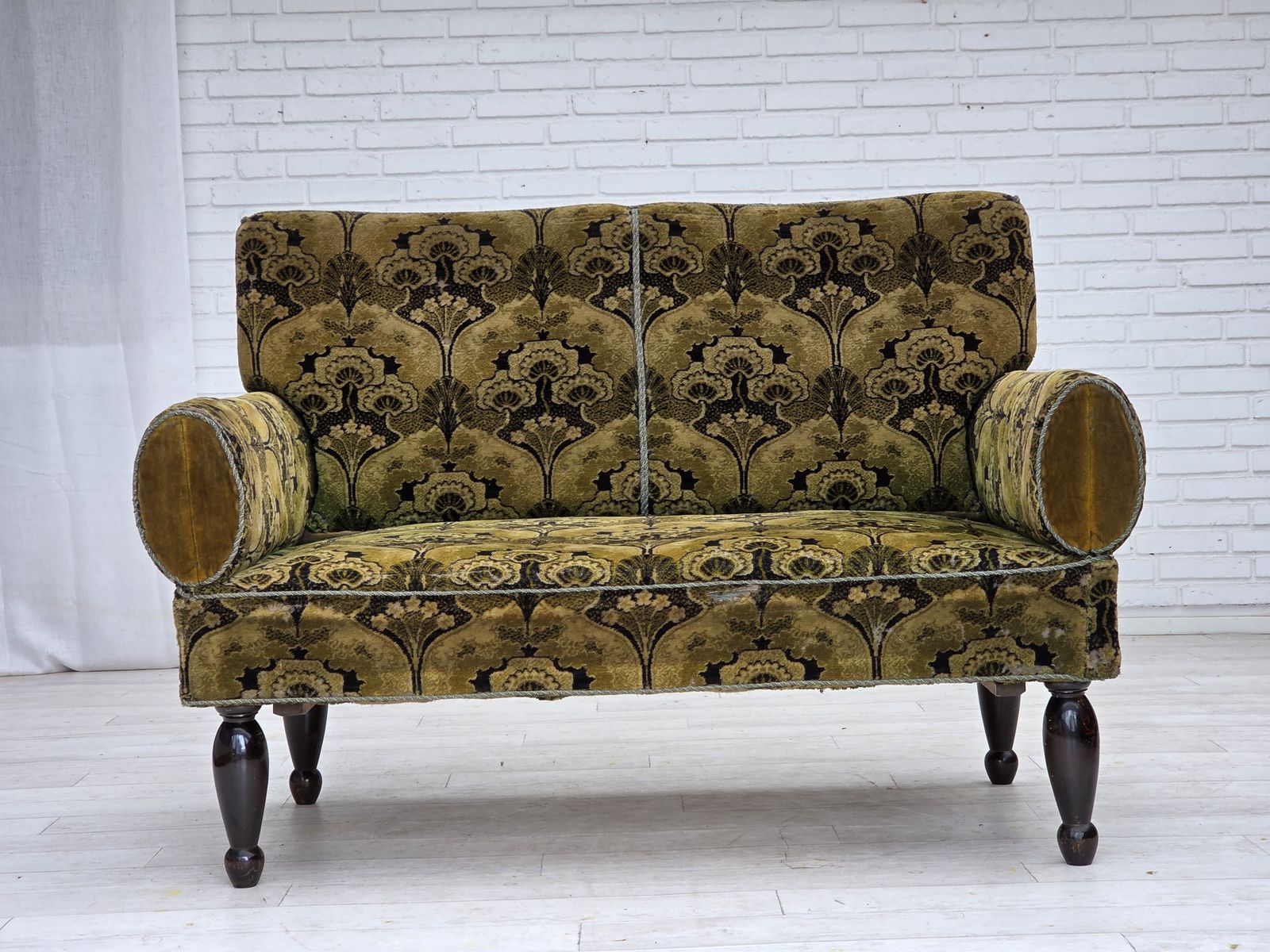 1930s, Danish 2 Seater Drop Arm Daybed/Sofa, Green Furniture Velour. photo furniture