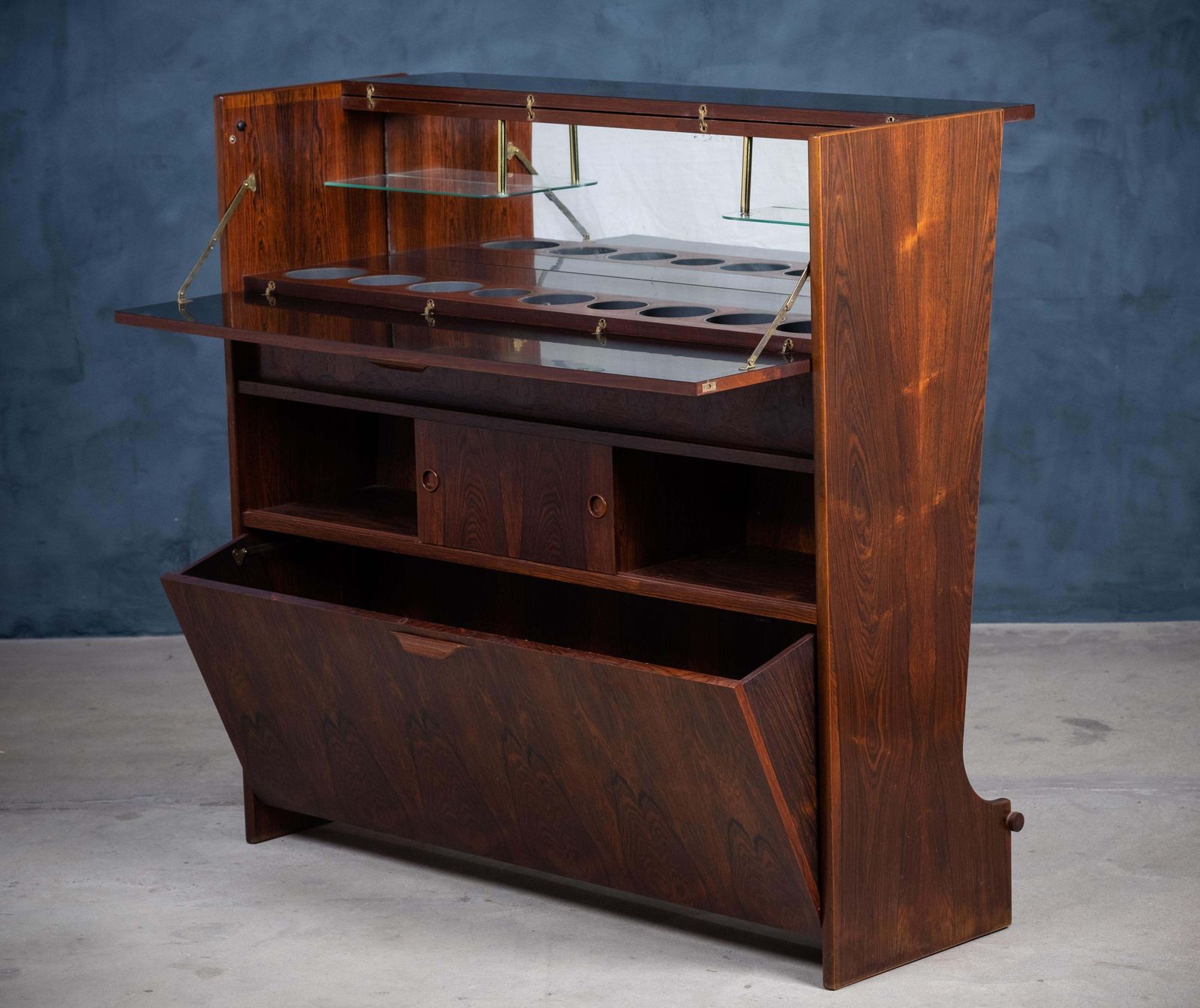 Furniture Bar Cabinet In Rosewood By Johannes Andersen For Skaaning & Son, 1960s photo