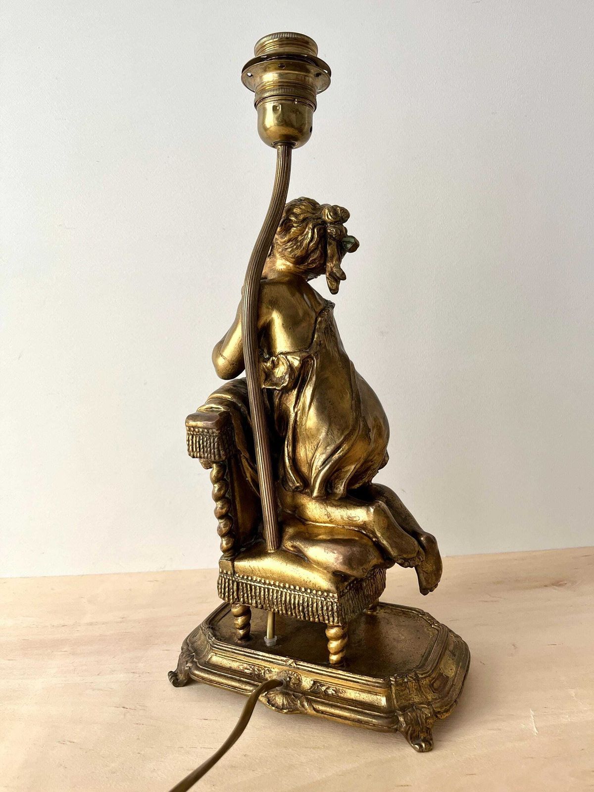 Antique Bronze Lamp " The Little Girl On A Prayer Chair" From 1900s, French Precious Lighting photo vinterior