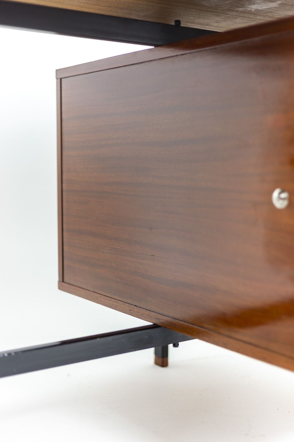 Pierre Guariche, Desk In Mahogany And Lacquered Metal, 1960’s photo 5900.0