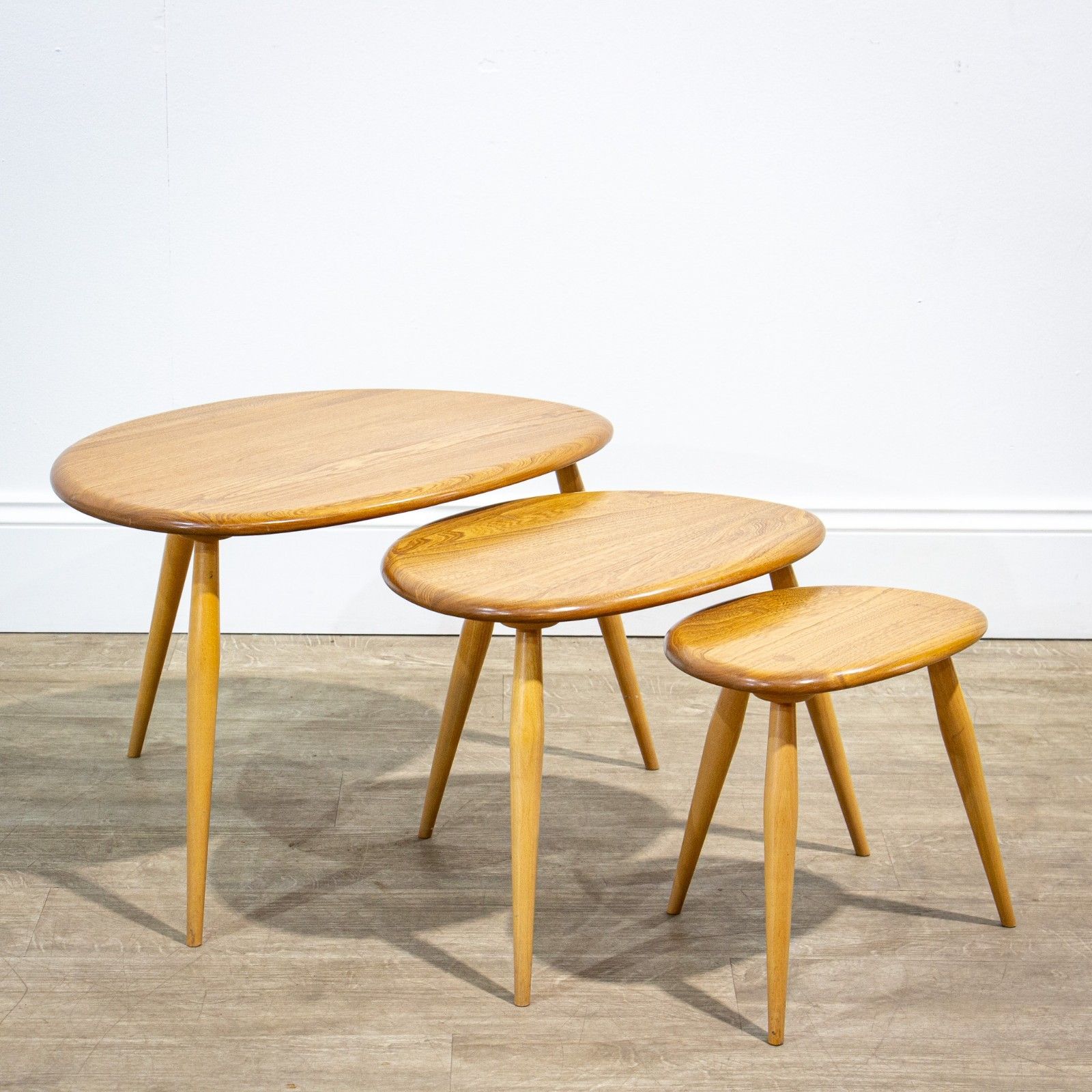 Ercol Nest Of Pebble Tables photo vinterior