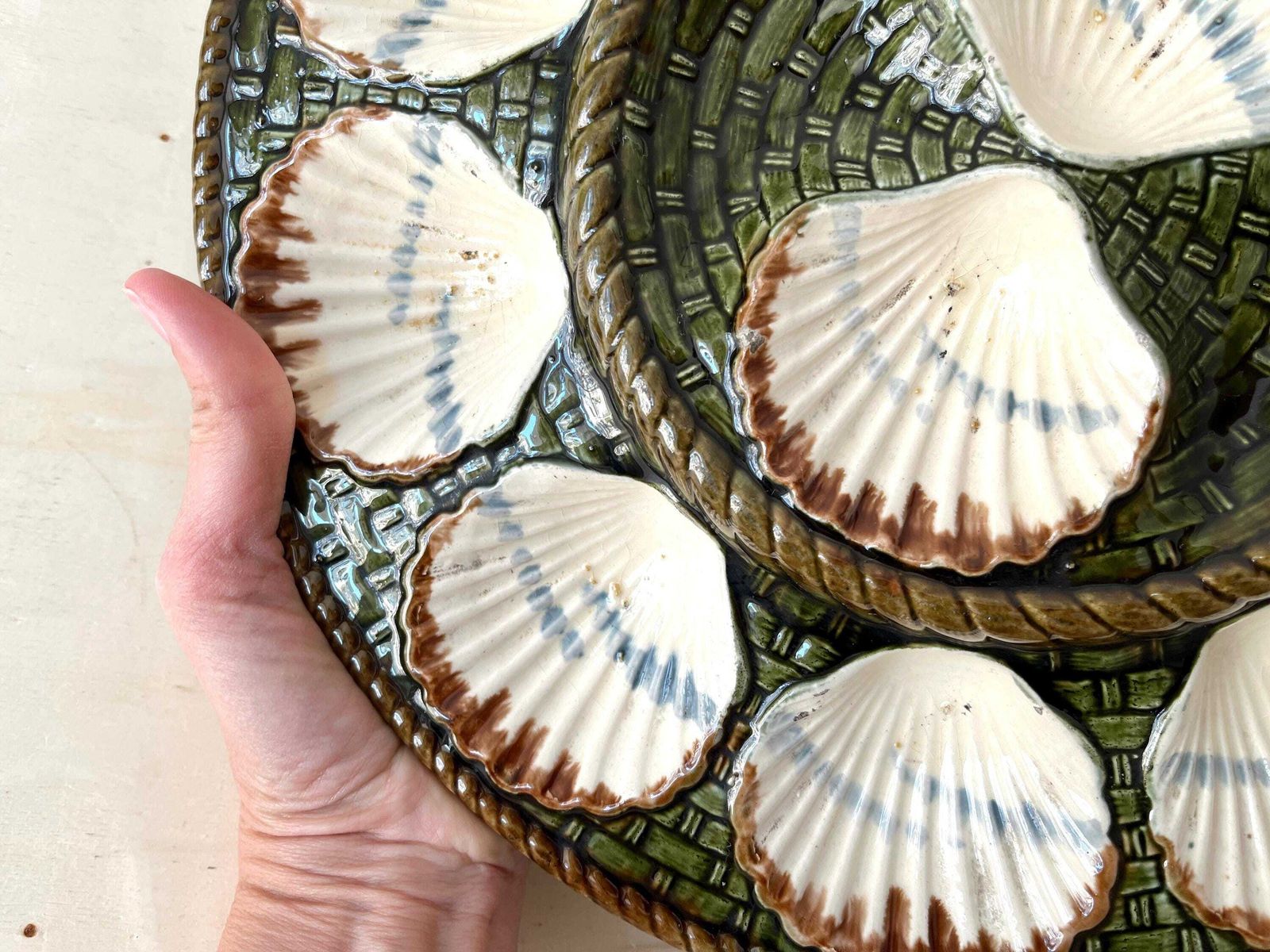 Large Antique Majolica Oyster Dish Signed Longchamp France, 19th Century Ironstone Seafood Platter photo vinterior