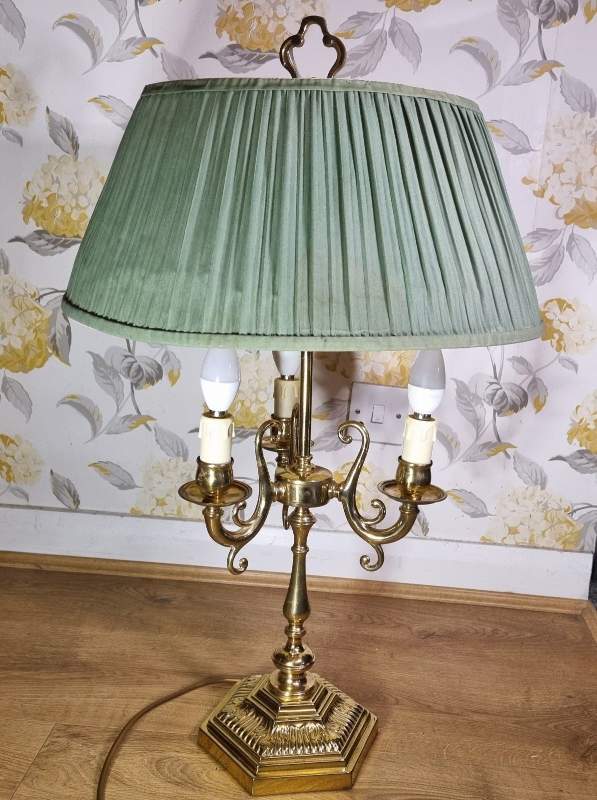 Large French Bouilotte Style Brass Table Lamp 3 Arm Candelabra Pleated Shade 29" photo 175.0